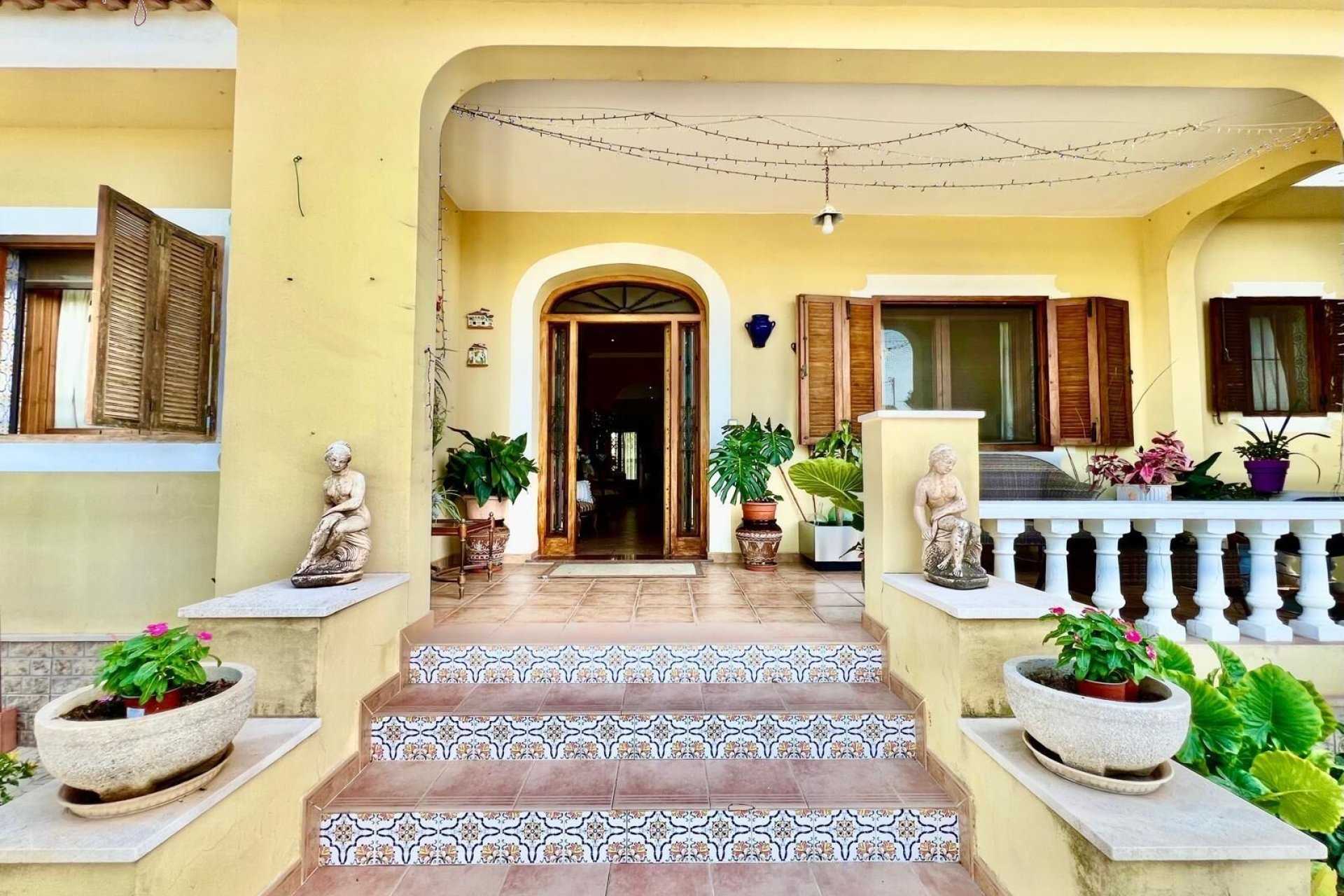 Használt Ingatlanok - Villa -
Daya Vieja - Costa Blanca Sur