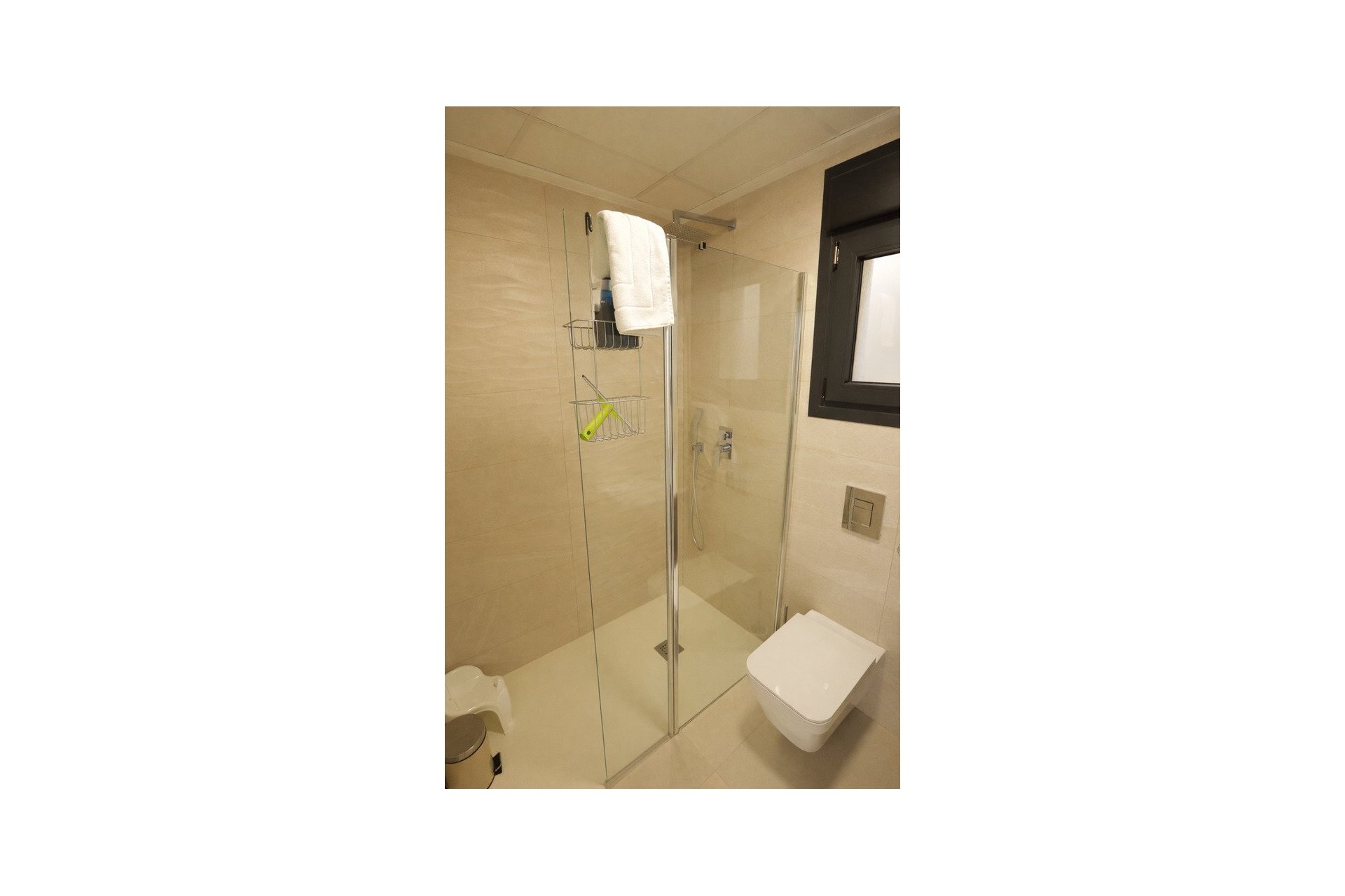 Használt Ingatlanok - Villa -
Daya Vieja