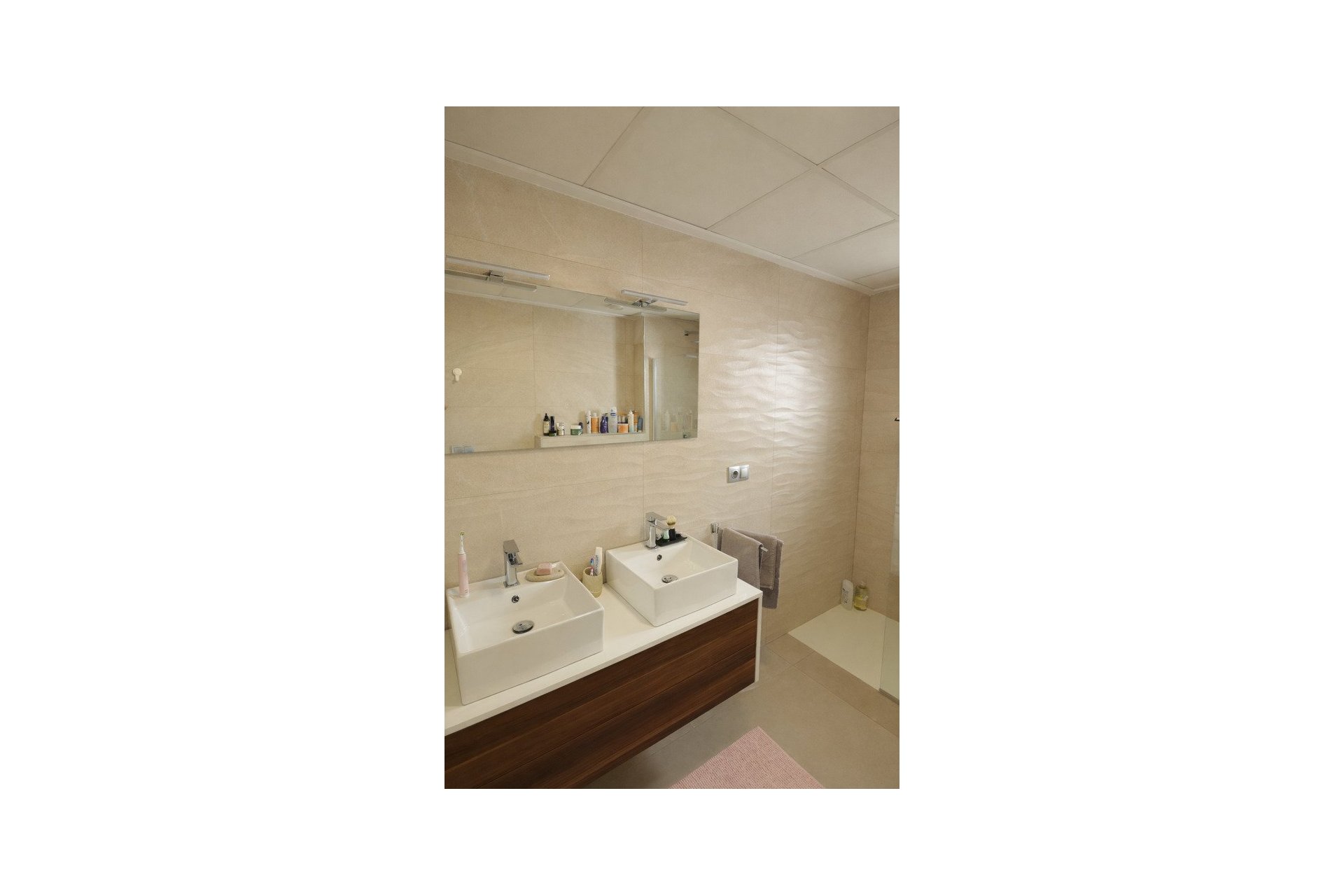 Használt Ingatlanok - Villa -
Daya Vieja