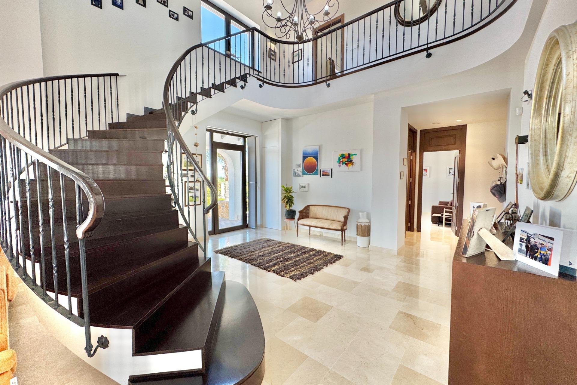 Használt Ingatlanok - Villa -
Dolores - Comunidad Valenciana