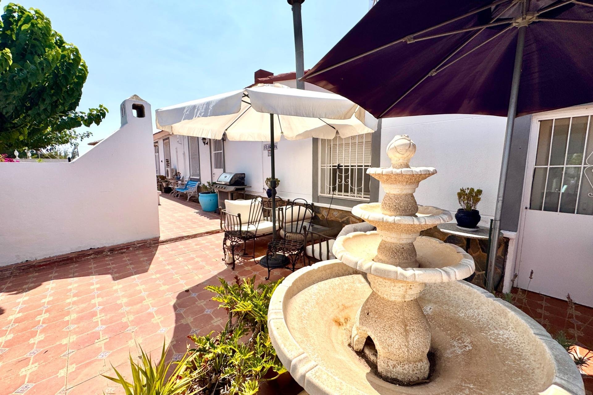 Használt Ingatlanok - Villa -
Dolores - Comunidad Valenciana