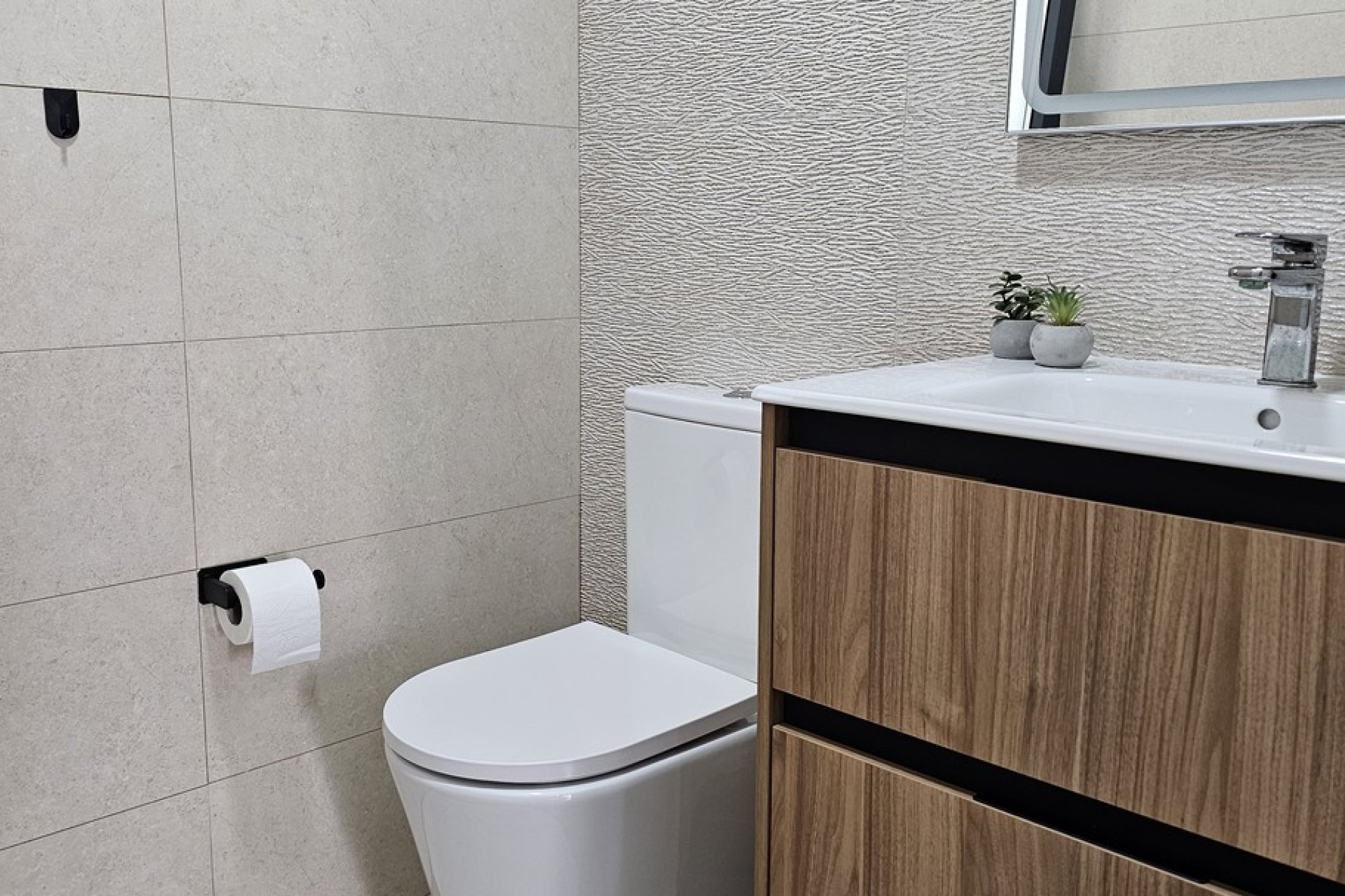 Használt Ingatlanok - Villa -
Dolores - Sector 4