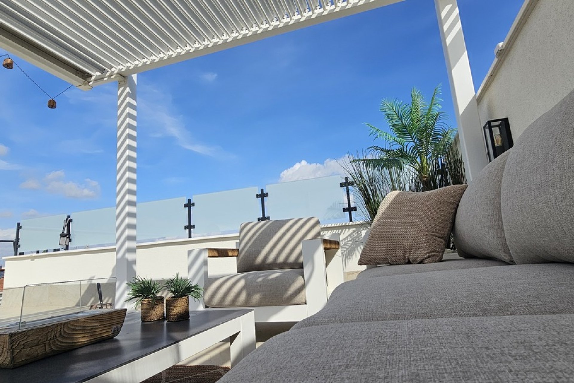 Használt Ingatlanok - Villa -
Dolores - Sector 4