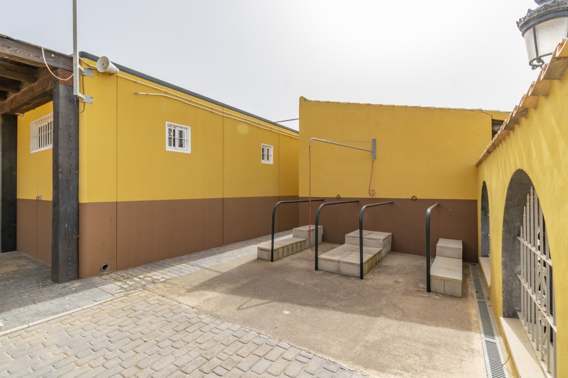 Használt Ingatlanok - Villa -
El Beal - Inland