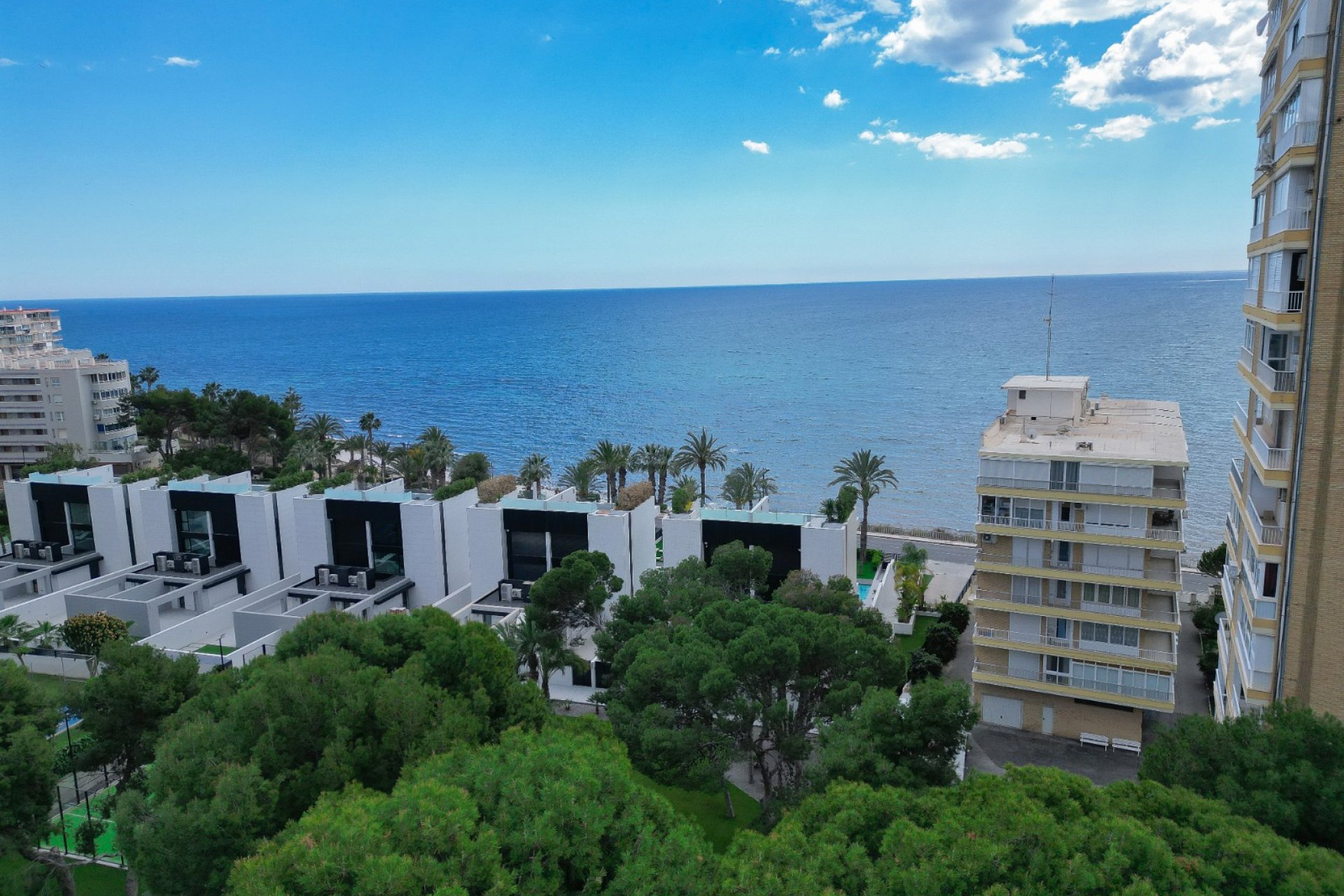 Használt Ingatlanok - Villa -
El Campello - Costa Blanca