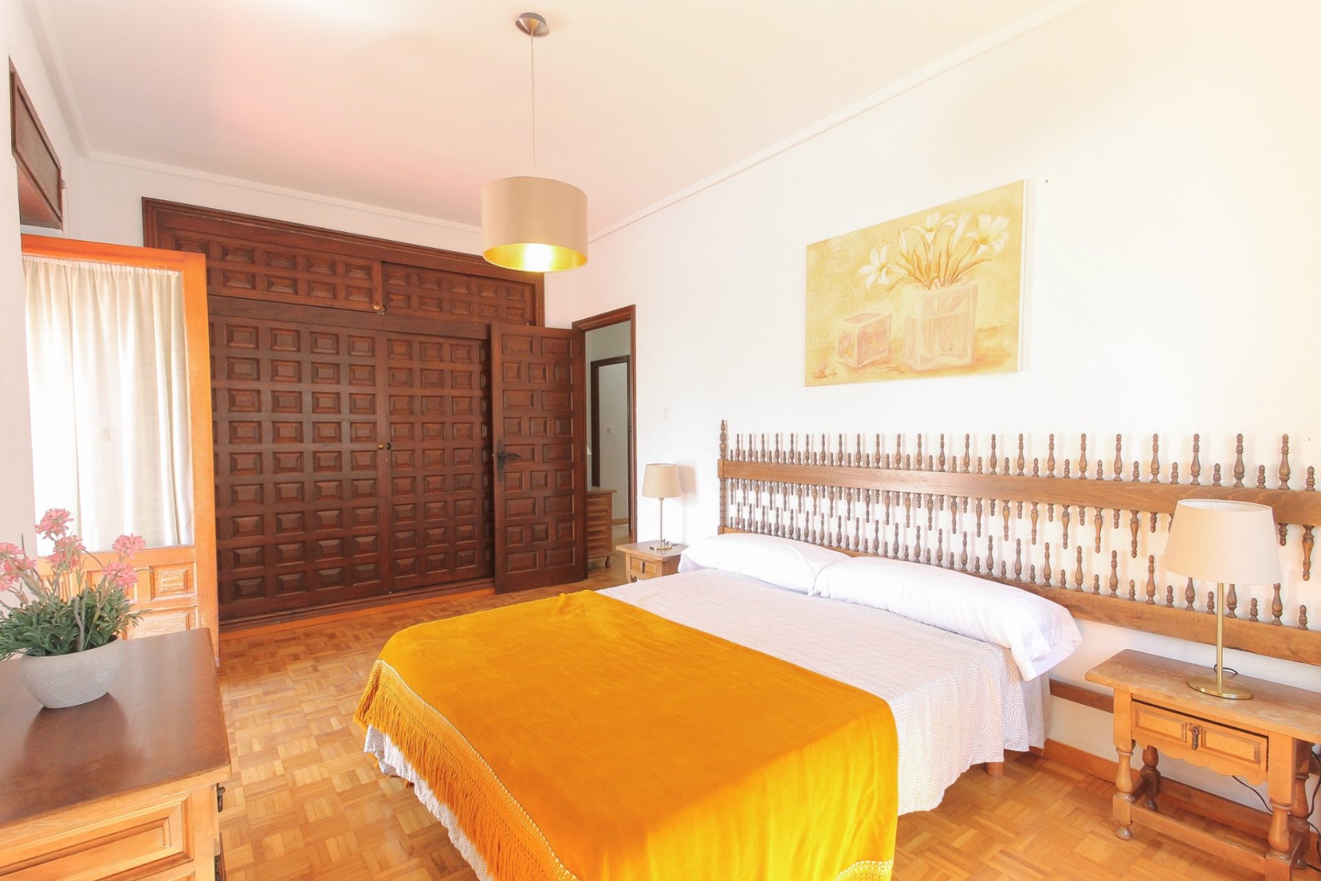 Használt Ingatlanok - Villa -
El Campello - Costa Blanca