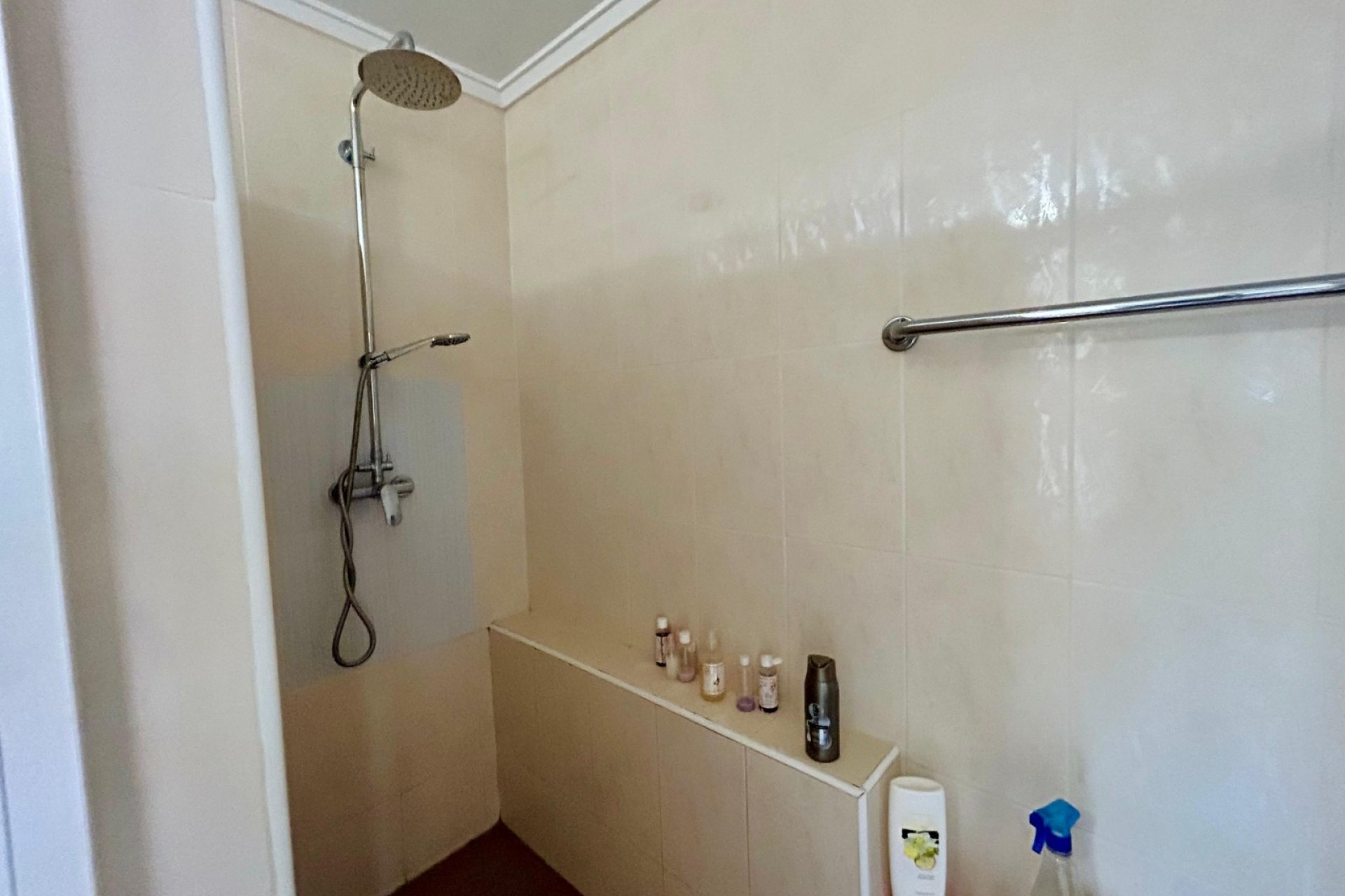 Használt Ingatlanok - Villa -
El Chaparral - Inland