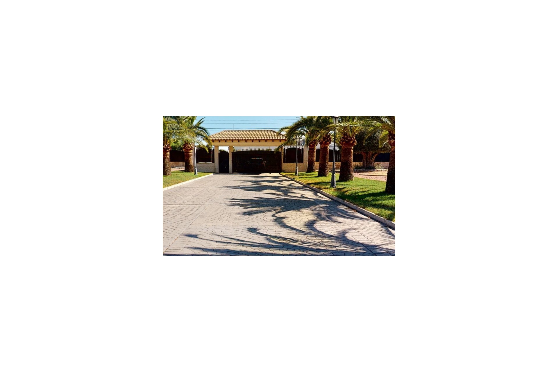 Használt Ingatlanok - Villa -
Elche - Costa Blanca