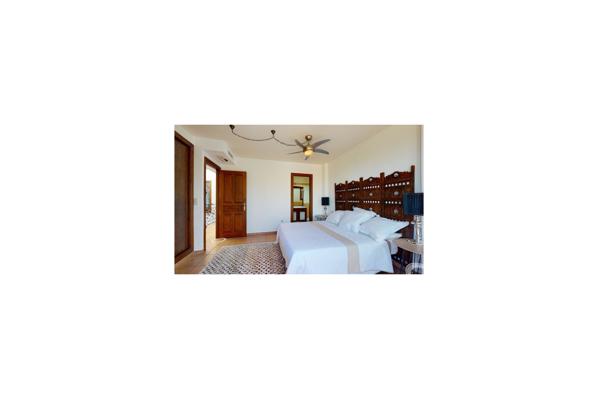 Használt Ingatlanok - Villa -
Elche - Costa Blanca