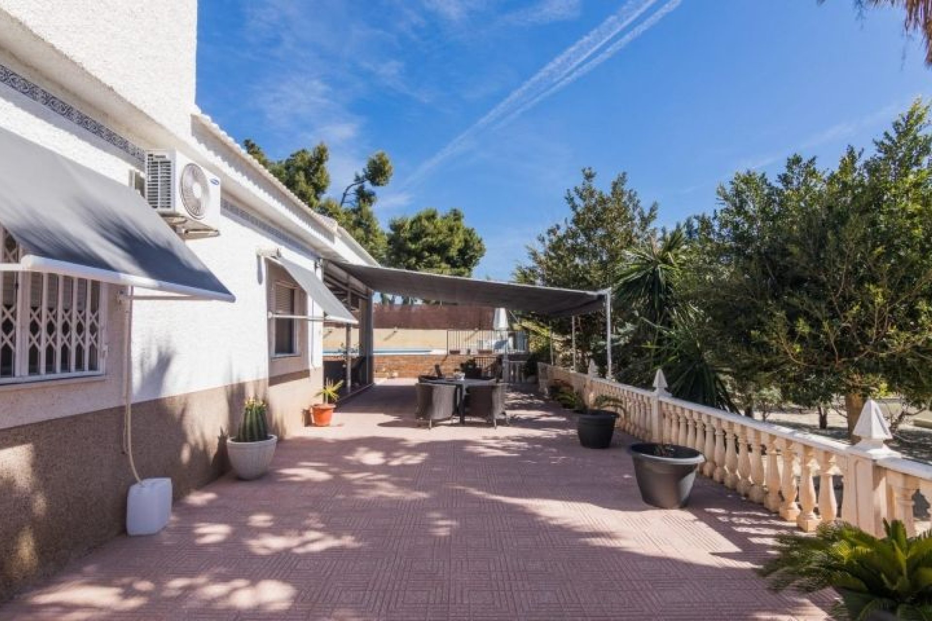Használt Ingatlanok - Villa -
Elche - Costa Blanca