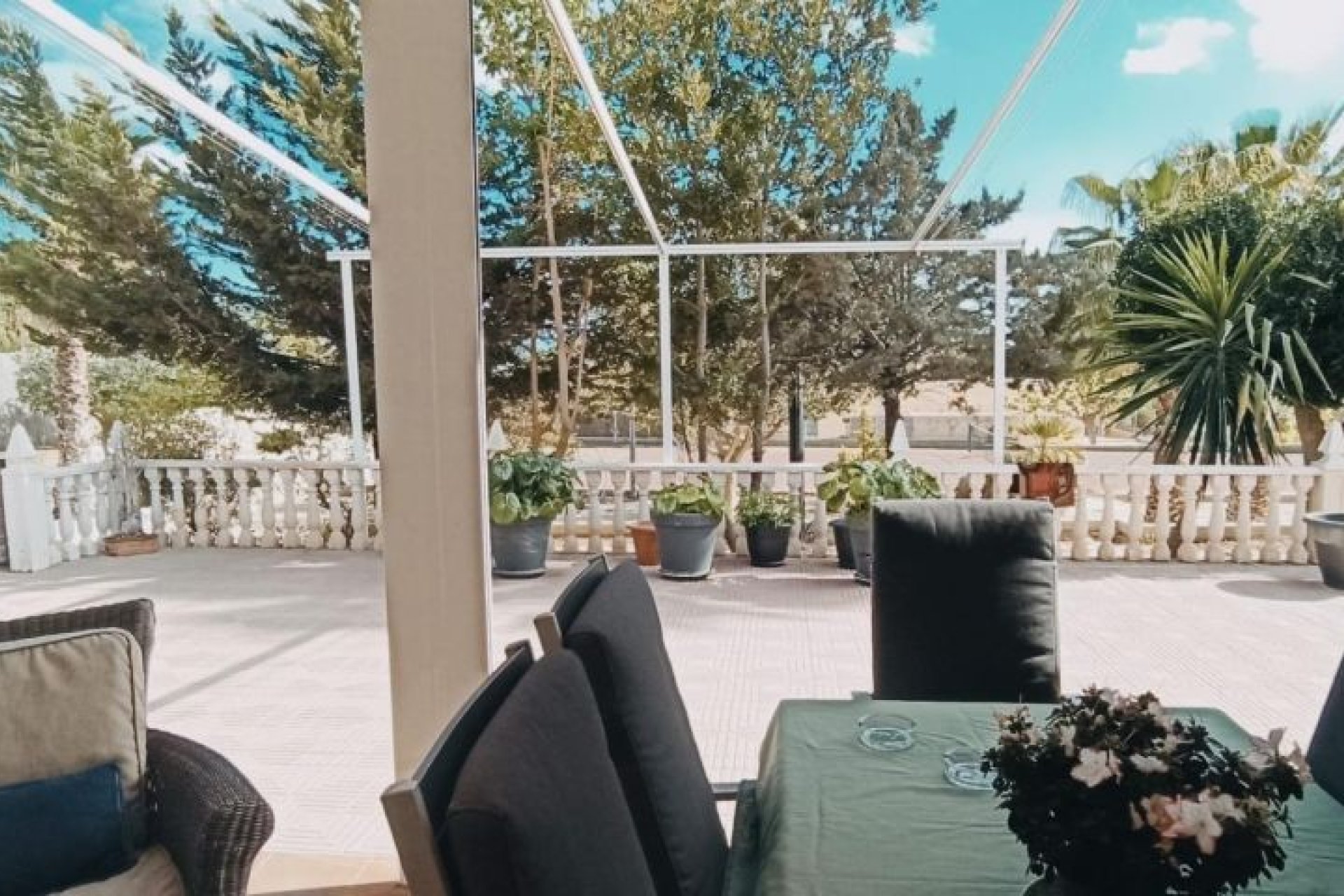 Használt Ingatlanok - Villa -
Elche - Costa Blanca