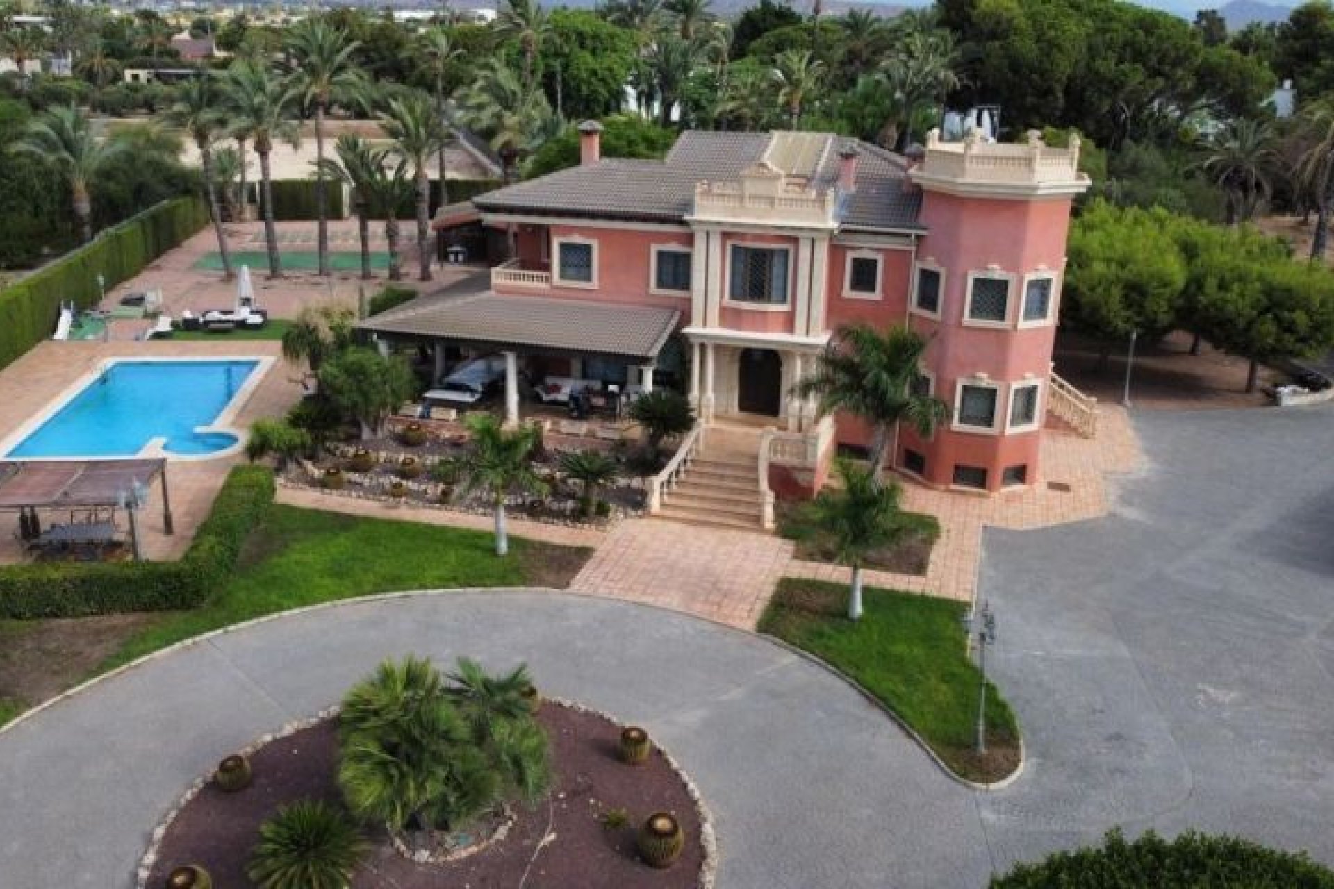 Használt Ingatlanok - Villa -
Elche - Costa Blanca