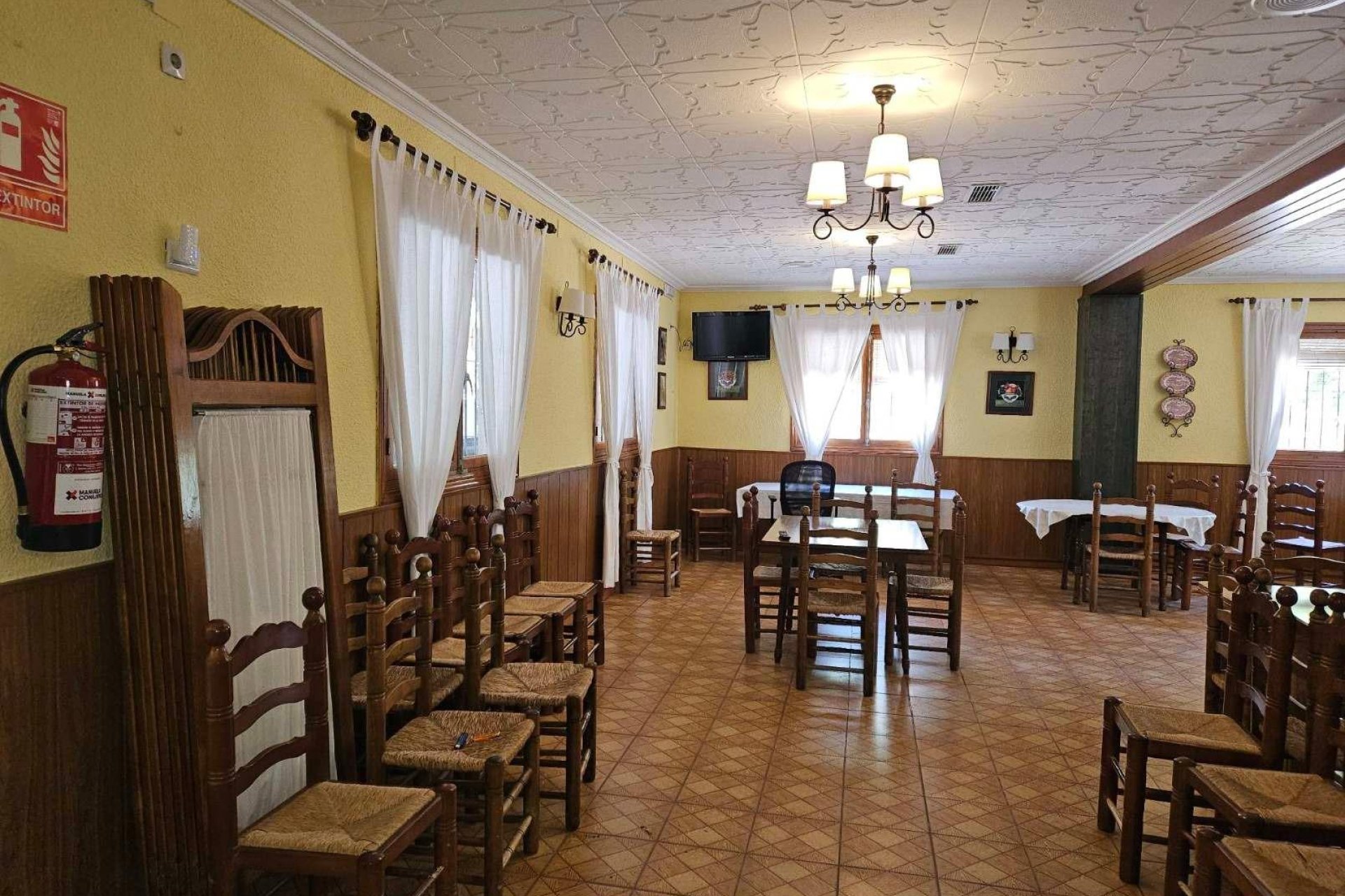 Használt Ingatlanok - Villa -
Elda - 03600