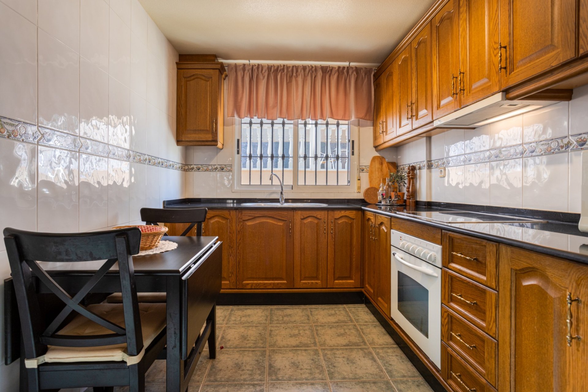 Használt Ingatlanok - Villa -
Guardamar del Segura - Costa Blanca