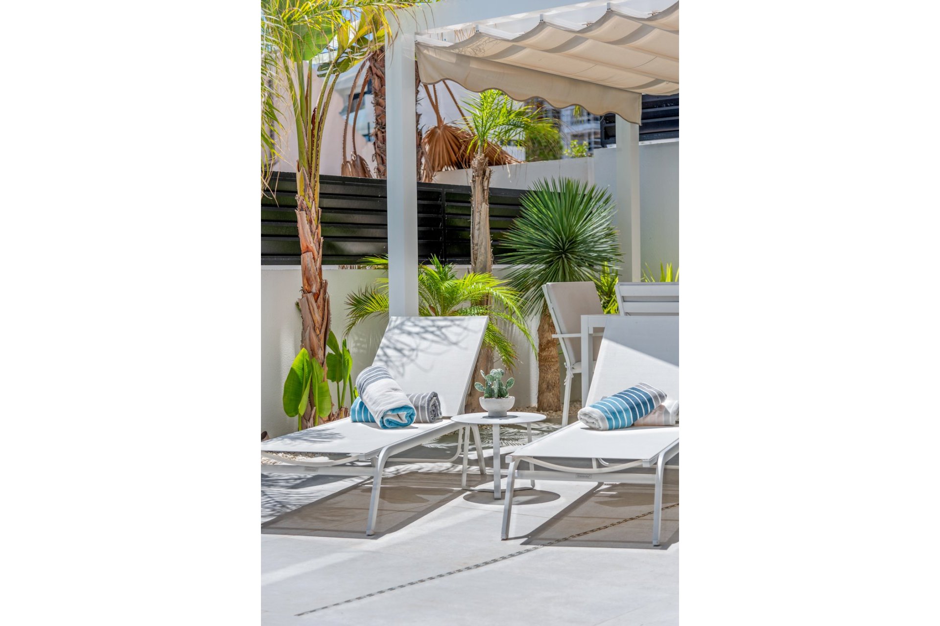 Használt Ingatlanok - Villa -
Guardamar del Segura - Costa Blanca