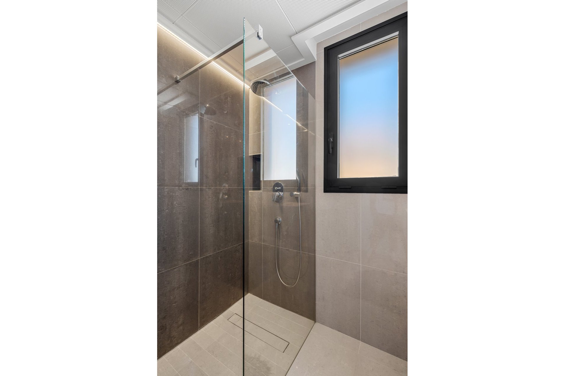 Használt Ingatlanok - Villa -
Guardamar del Segura - Costa Blanca