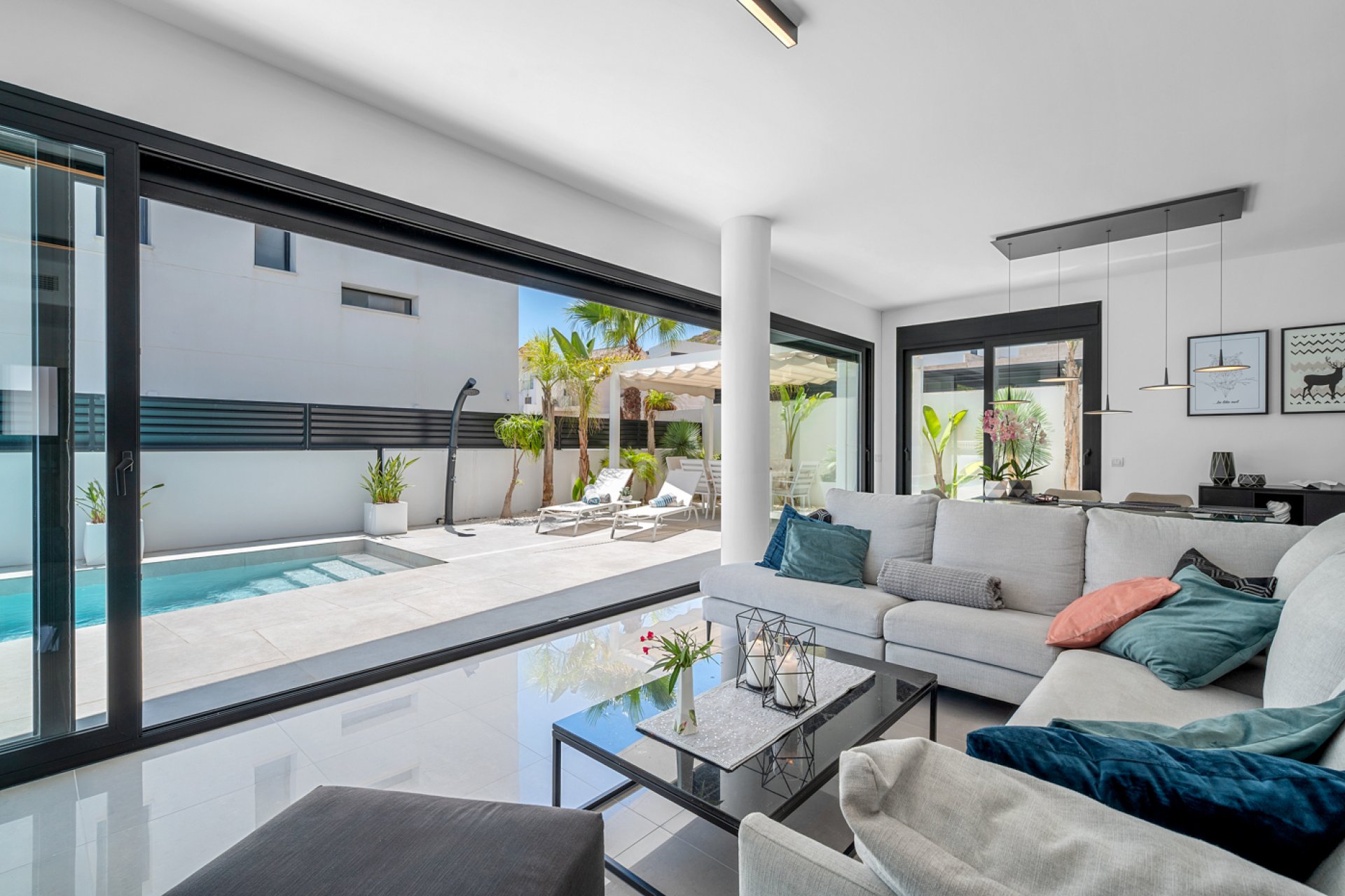 Használt Ingatlanok - Villa -
Guardamar del Segura - Costa Blanca