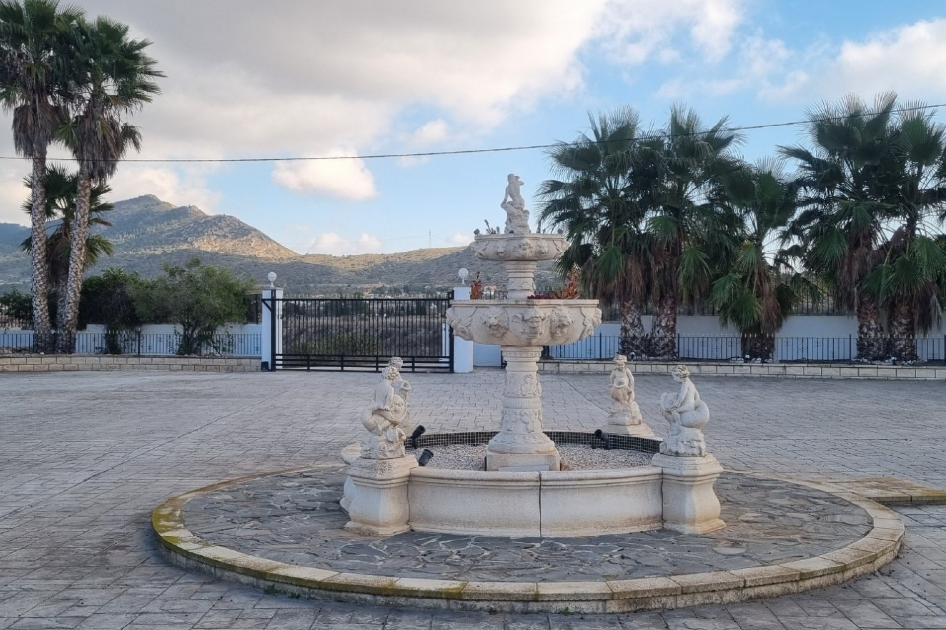 Használt Ingatlanok - Villa -
Hondón de los Fráiles - Inland