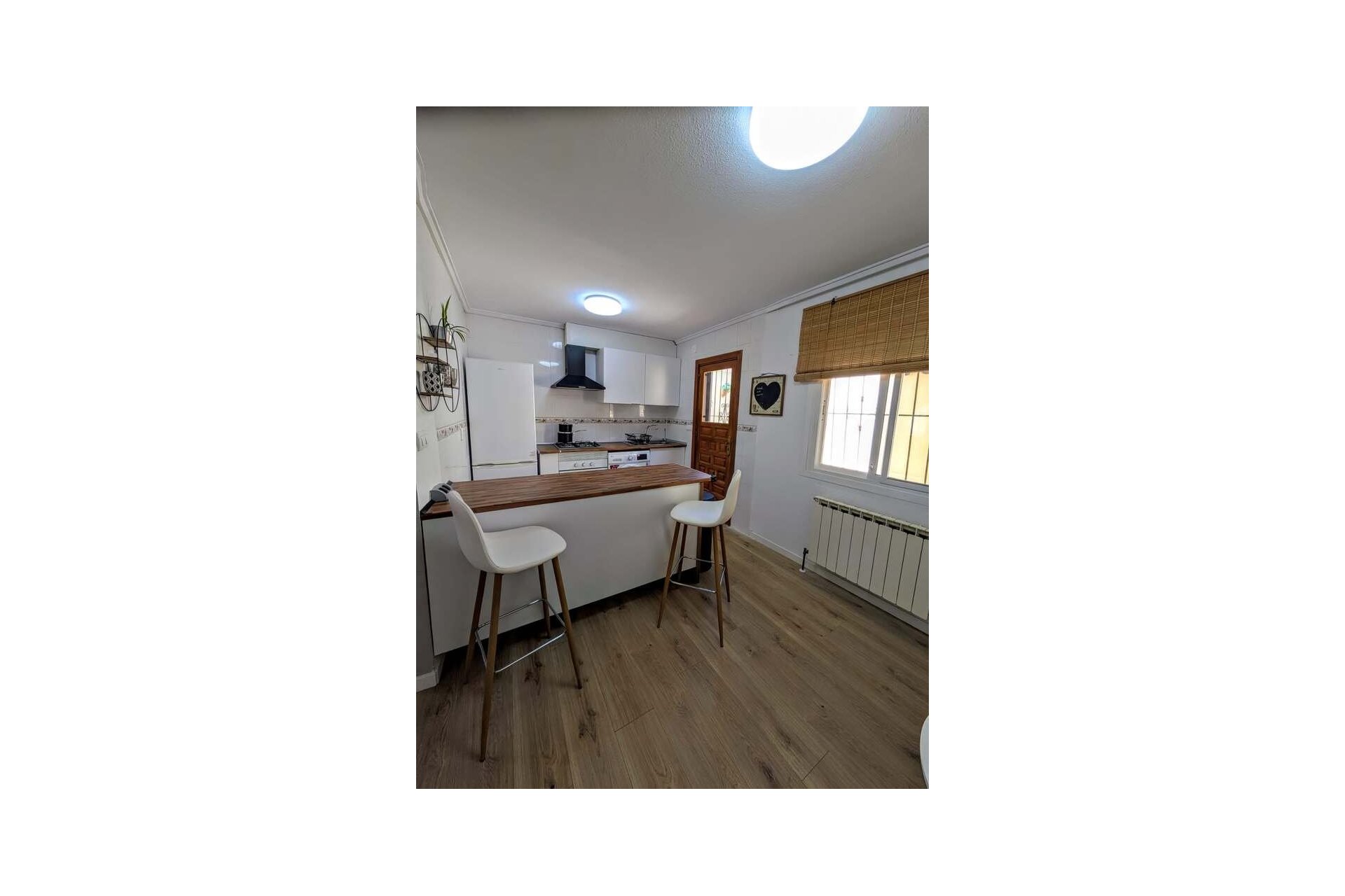 Használt Ingatlanok - Villa / Ikerház -
Camposol