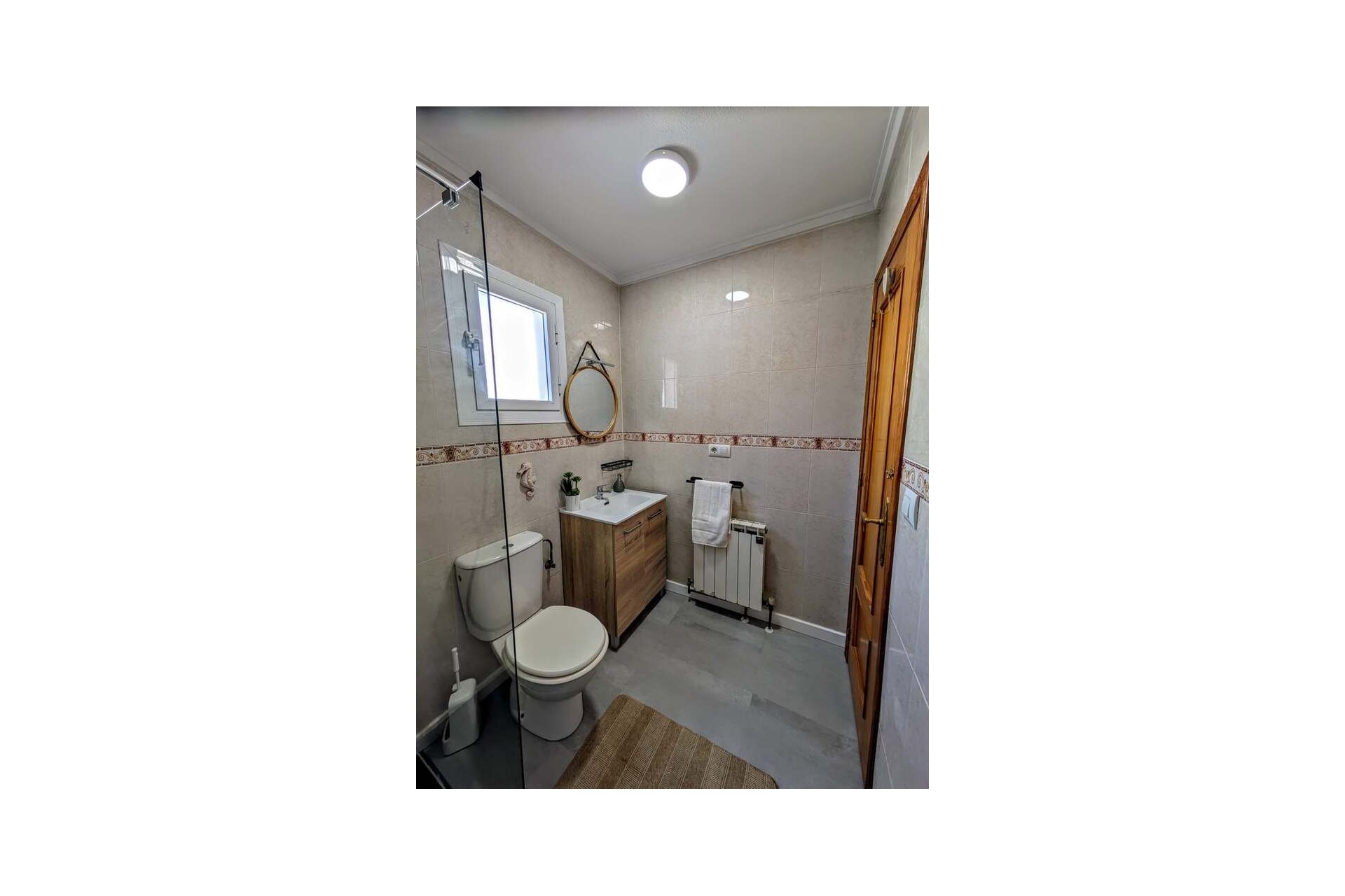 Használt Ingatlanok - Villa / Ikerház -
Camposol