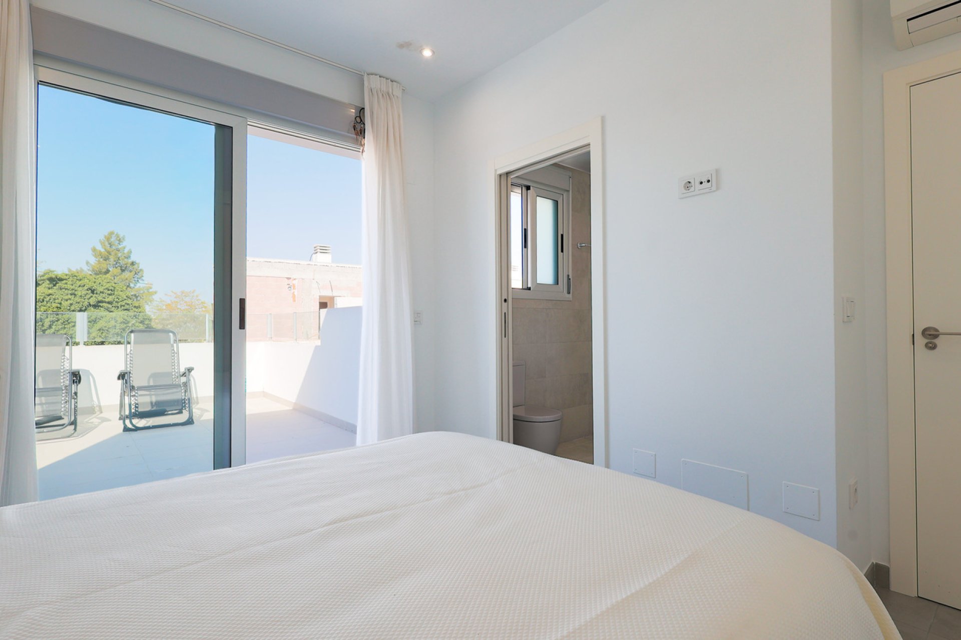 Használt Ingatlanok - Villa / Ikerház -
Dolores - Costa Blanca