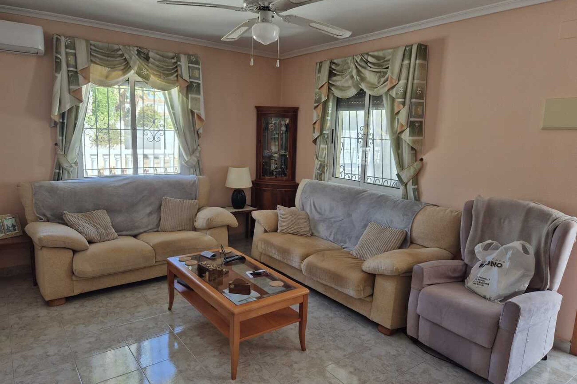 Használt Ingatlanok - Villa / Ikerház -
Los Alcazares - Los Narejos