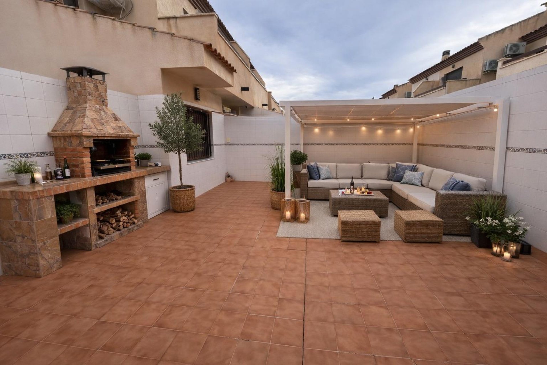 Használt Ingatlanok - Villa / Ikerház -
Los Alcazares - Serena Golf