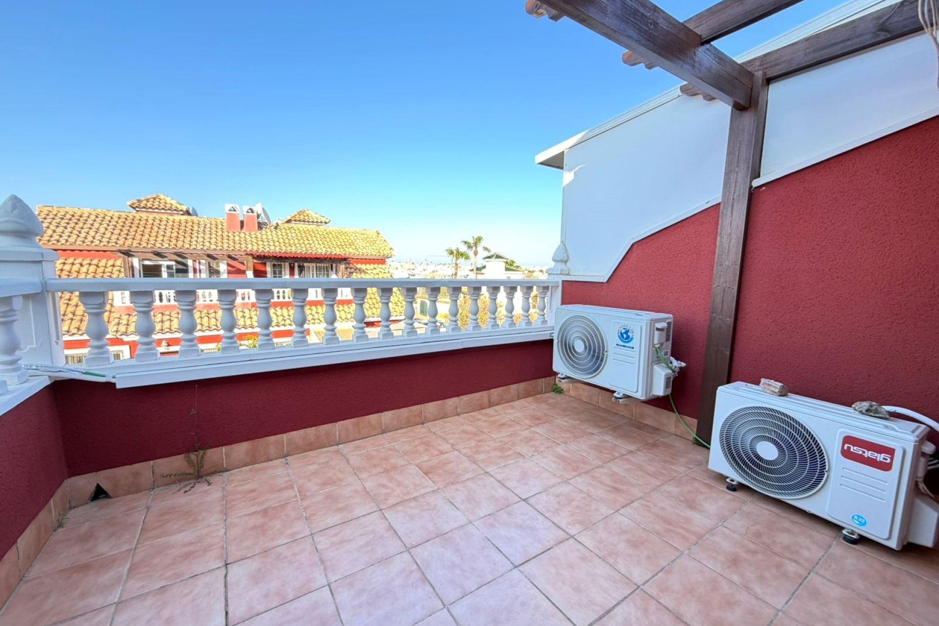 Használt Ingatlanok - Villa / Ikerház -
Orihuela Costa - Villamartín