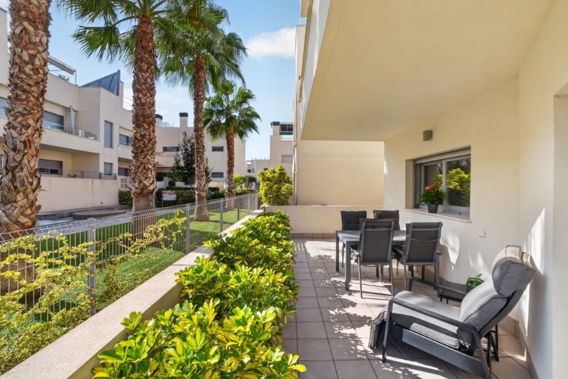 Használt Ingatlanok - Villa / Ikerház -
Torrevieja - La Veleta
