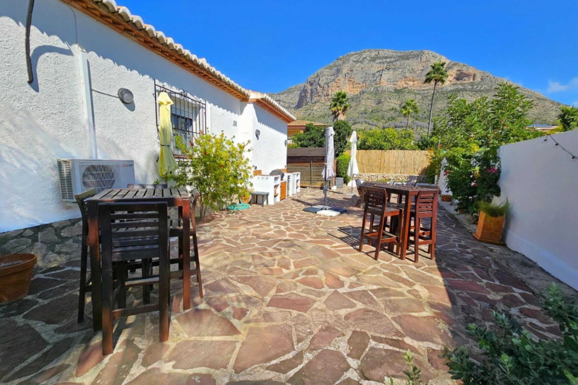 Használt Ingatlanok - Villa -
Jávea - Costa Blanca
