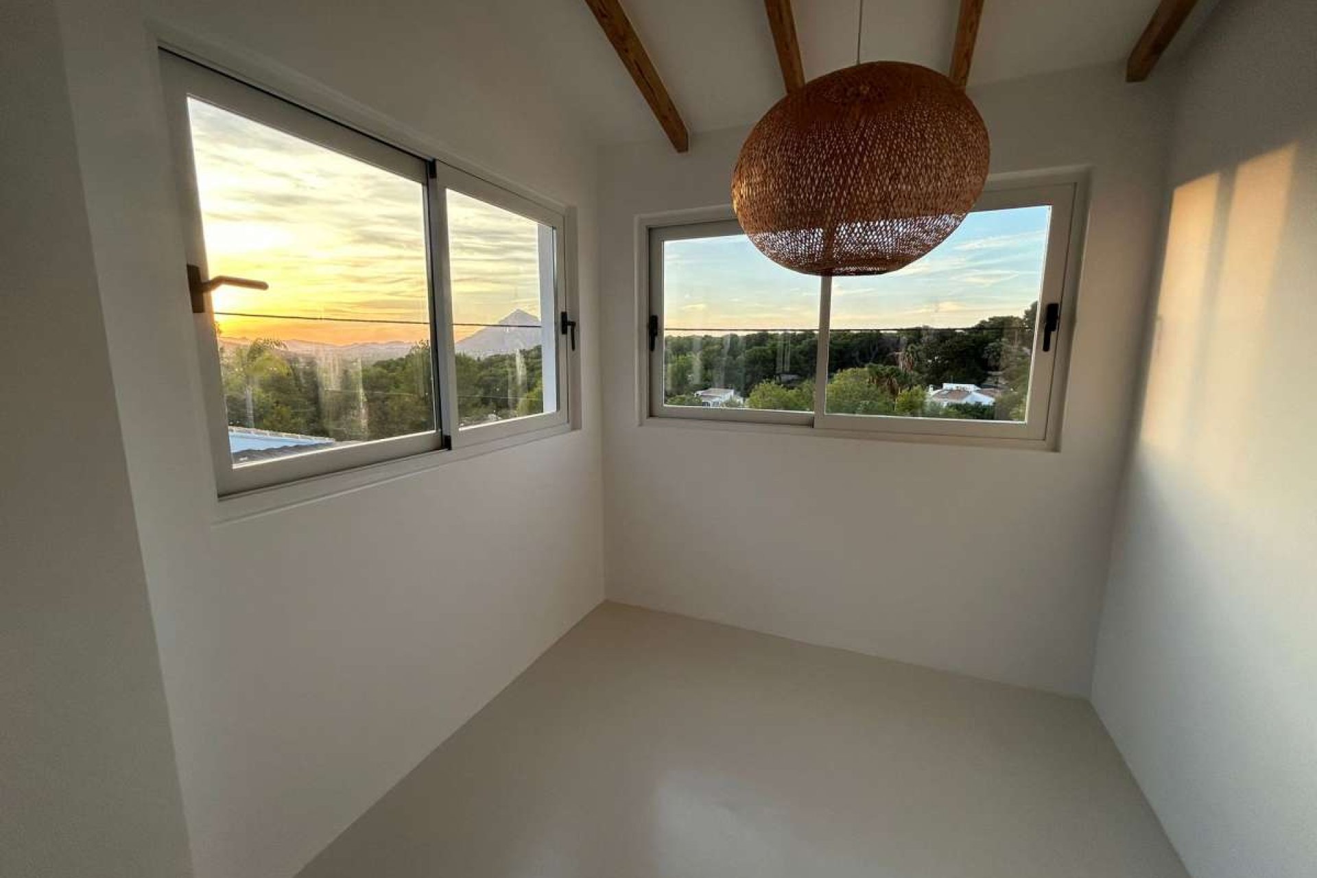 Használt Ingatlanok - Villa -
Jávea - Costa Blanca