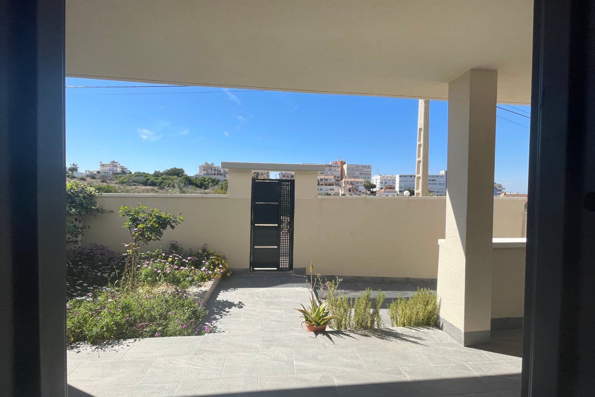 Használt Ingatlanok - Villa -
La Mata - Costa Blanca