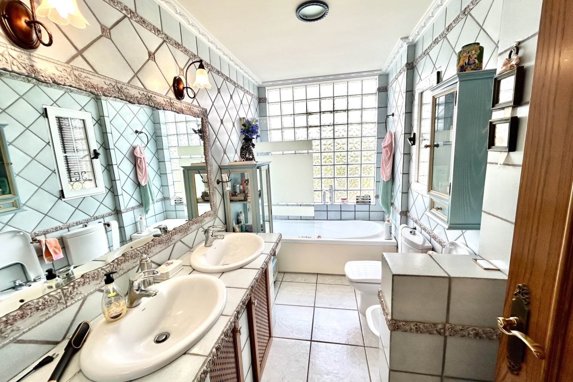 Használt Ingatlanok - Villa -
La Mata - Costa Blanca