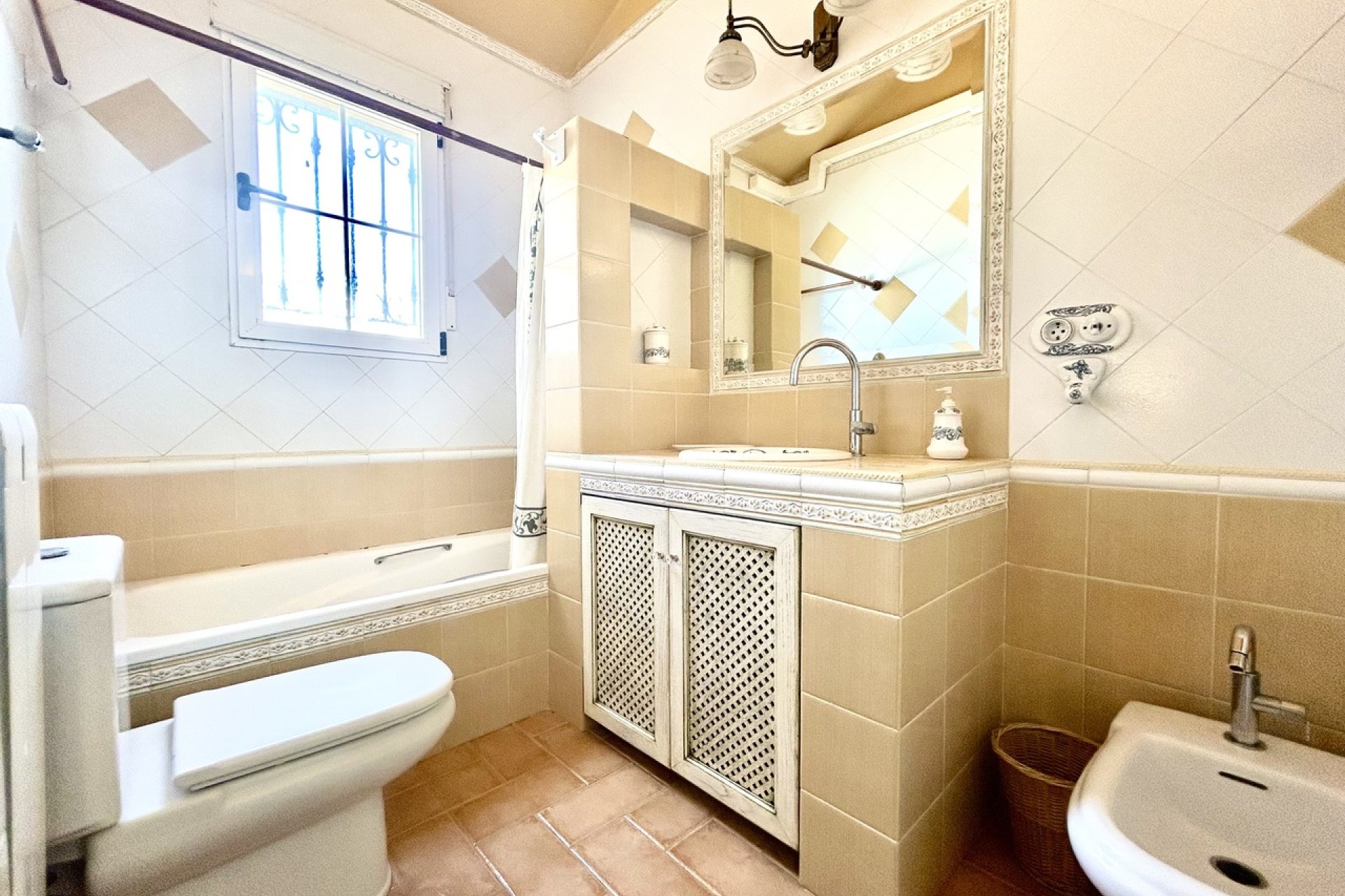 Használt Ingatlanok - Villa -
La Mata - Costa Blanca