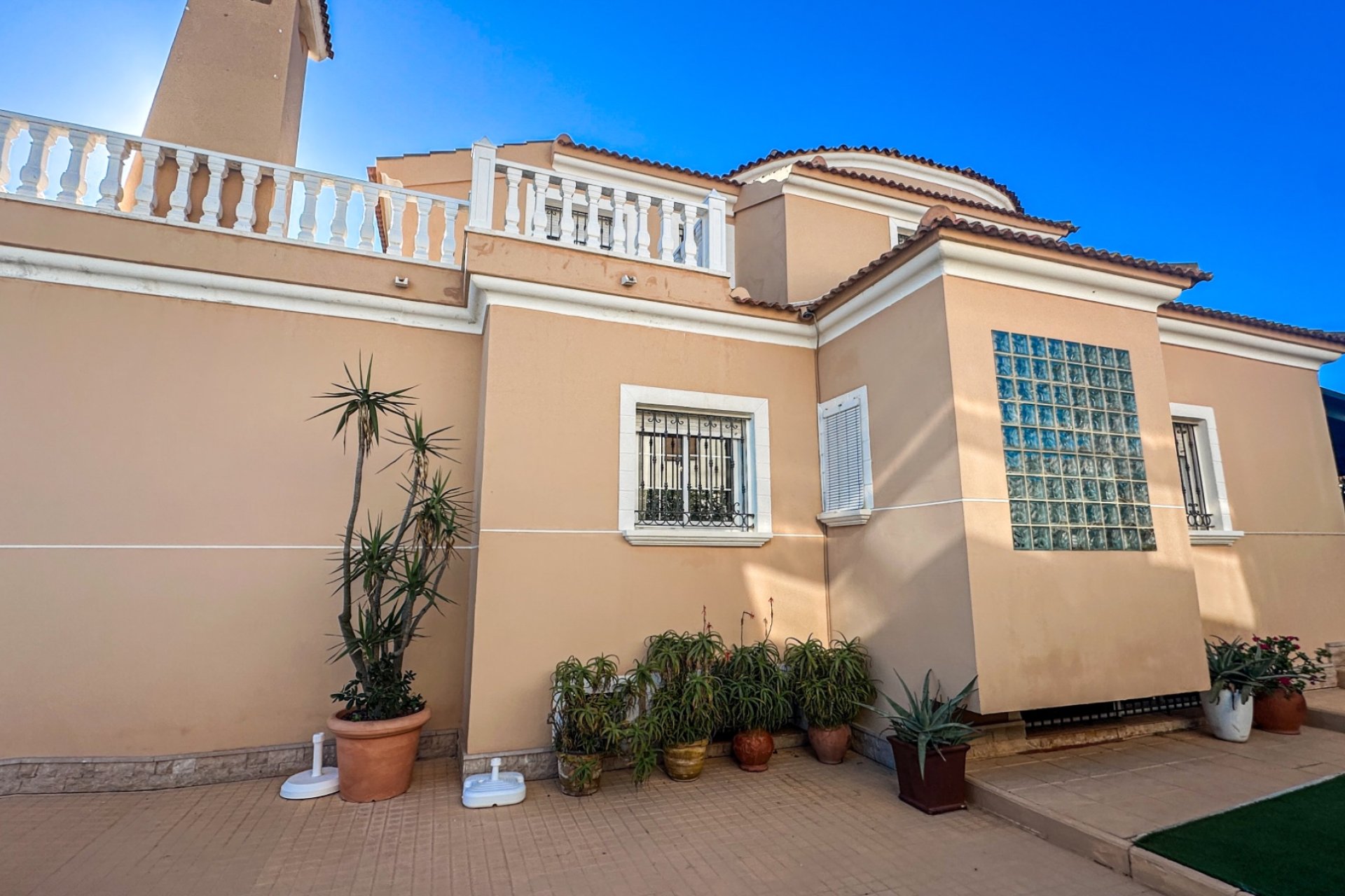 Használt Ingatlanok - Villa -
La Mata - Costa Blanca