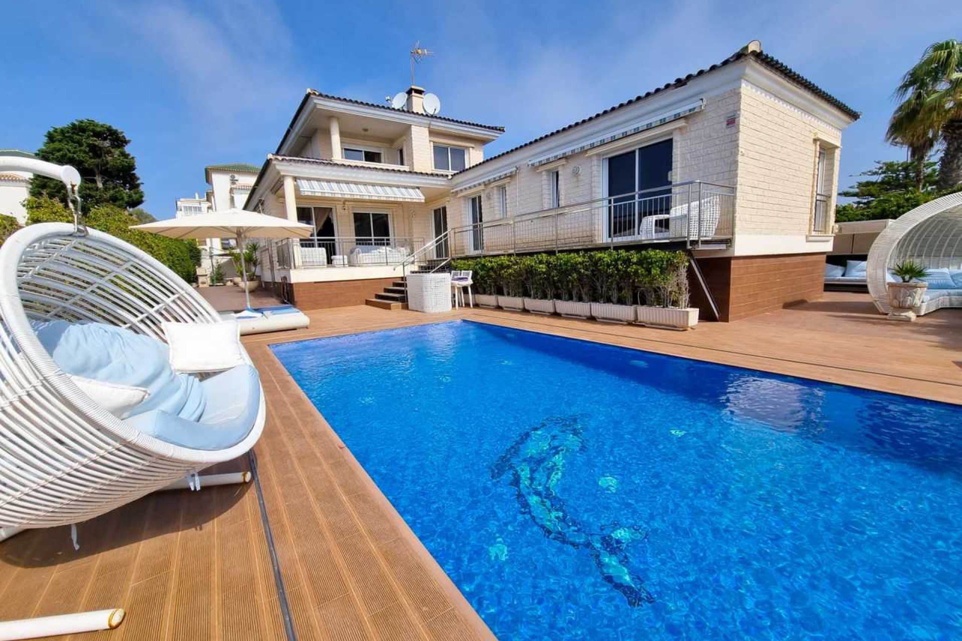 Használt Ingatlanok - Villa -
La Mata - Costa Blanca