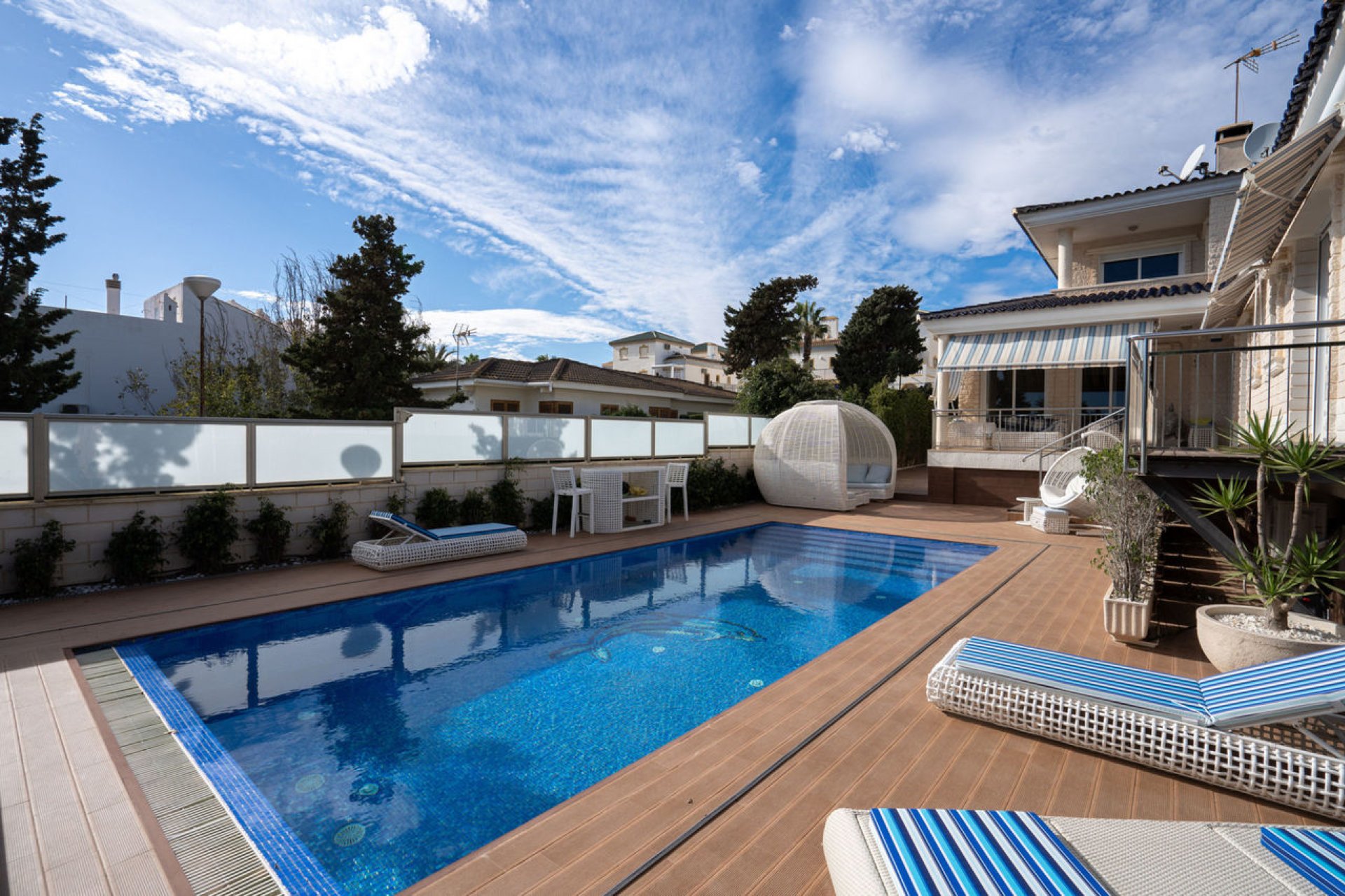 Használt Ingatlanok - Villa -
La Mata - Costa Blanca