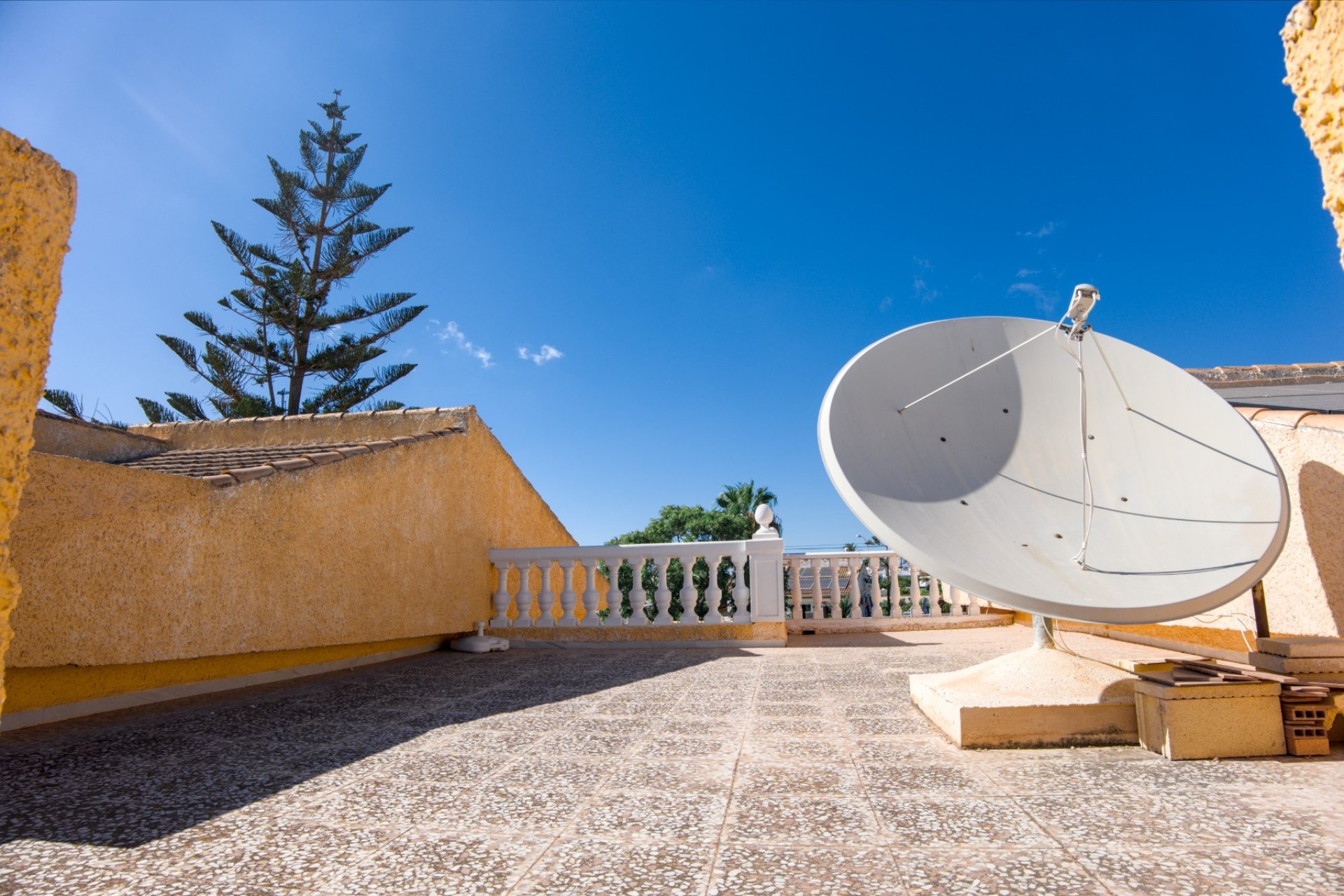 Használt Ingatlanok - Villa -
La Siesta - Costa Blanca