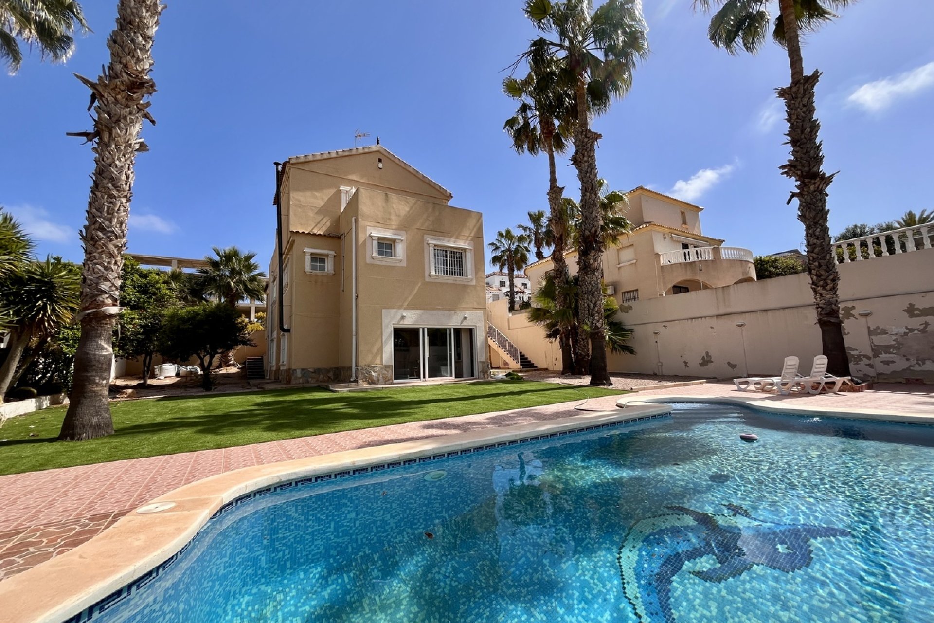 Használt Ingatlanok - Villa -
La Zenia - Costa Blanca