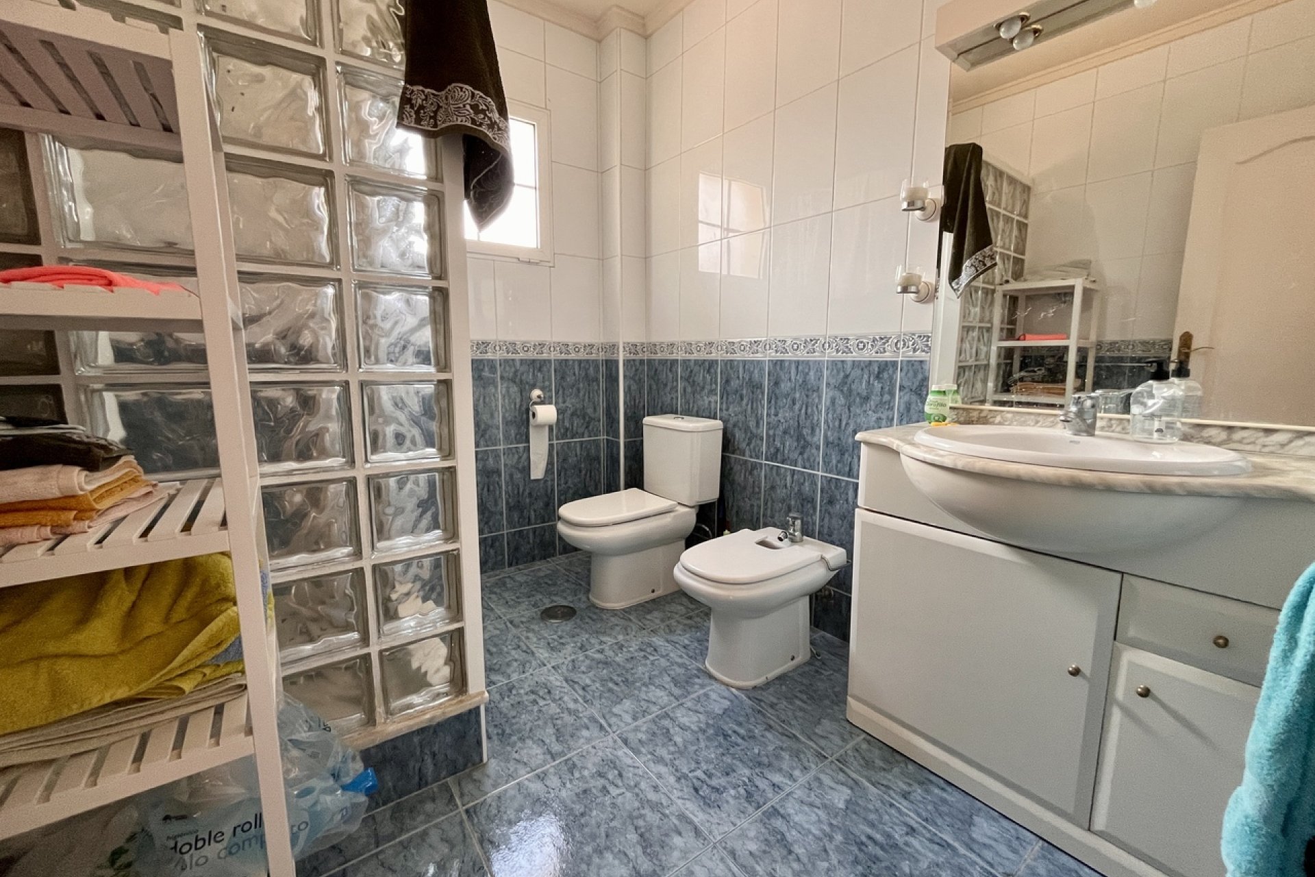 Használt Ingatlanok - Villa -
La Zenia - Costa Blanca