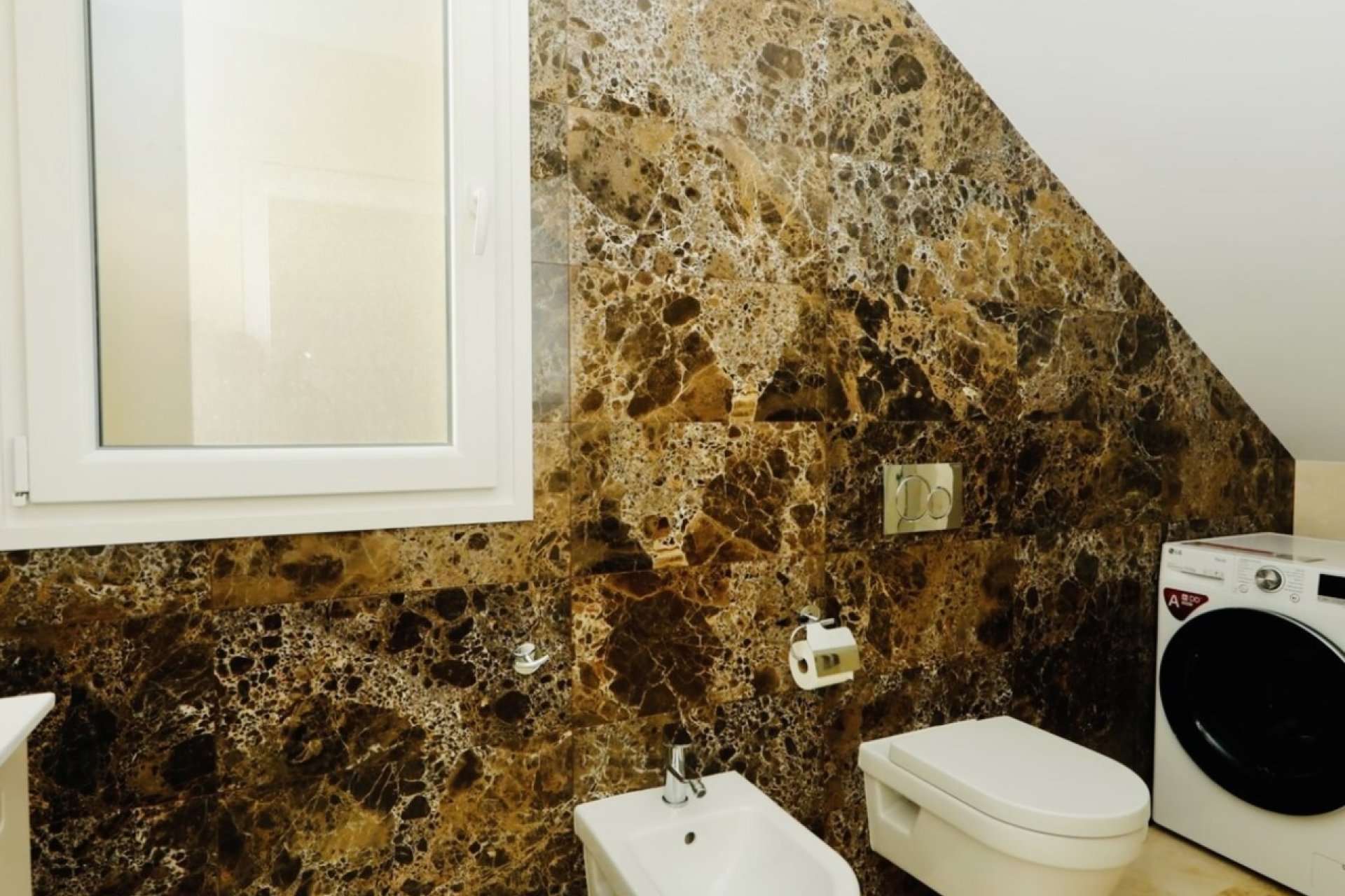 Használt Ingatlanok - Villa -
La Zenia - Costa Blanca