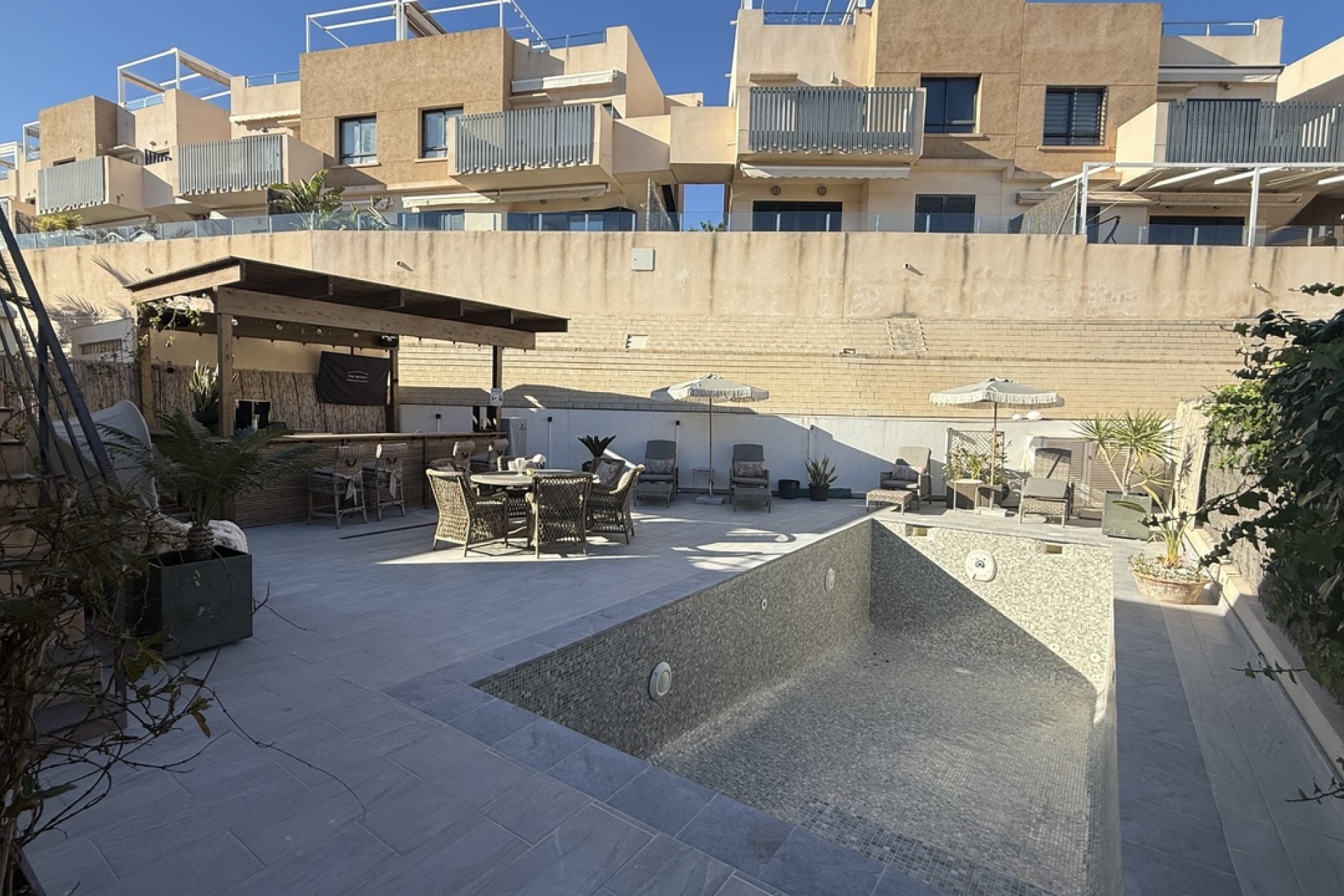 Használt Ingatlanok - Villa -
La Zenia - Costa Blanca