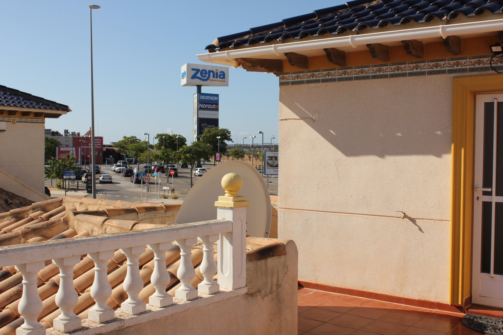 Használt Ingatlanok - Villa -
La Zenia - Costa Blanca
