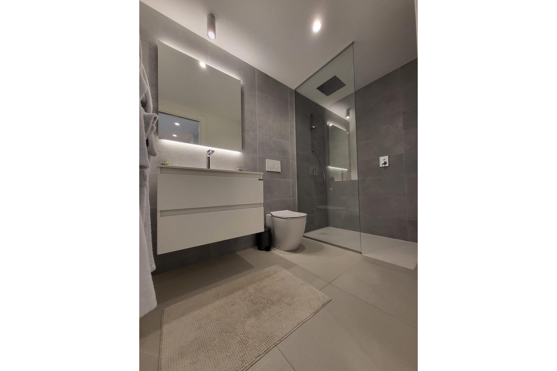 Használt Ingatlanok - Villa -
Las Colinas Golf - Costa Blanca