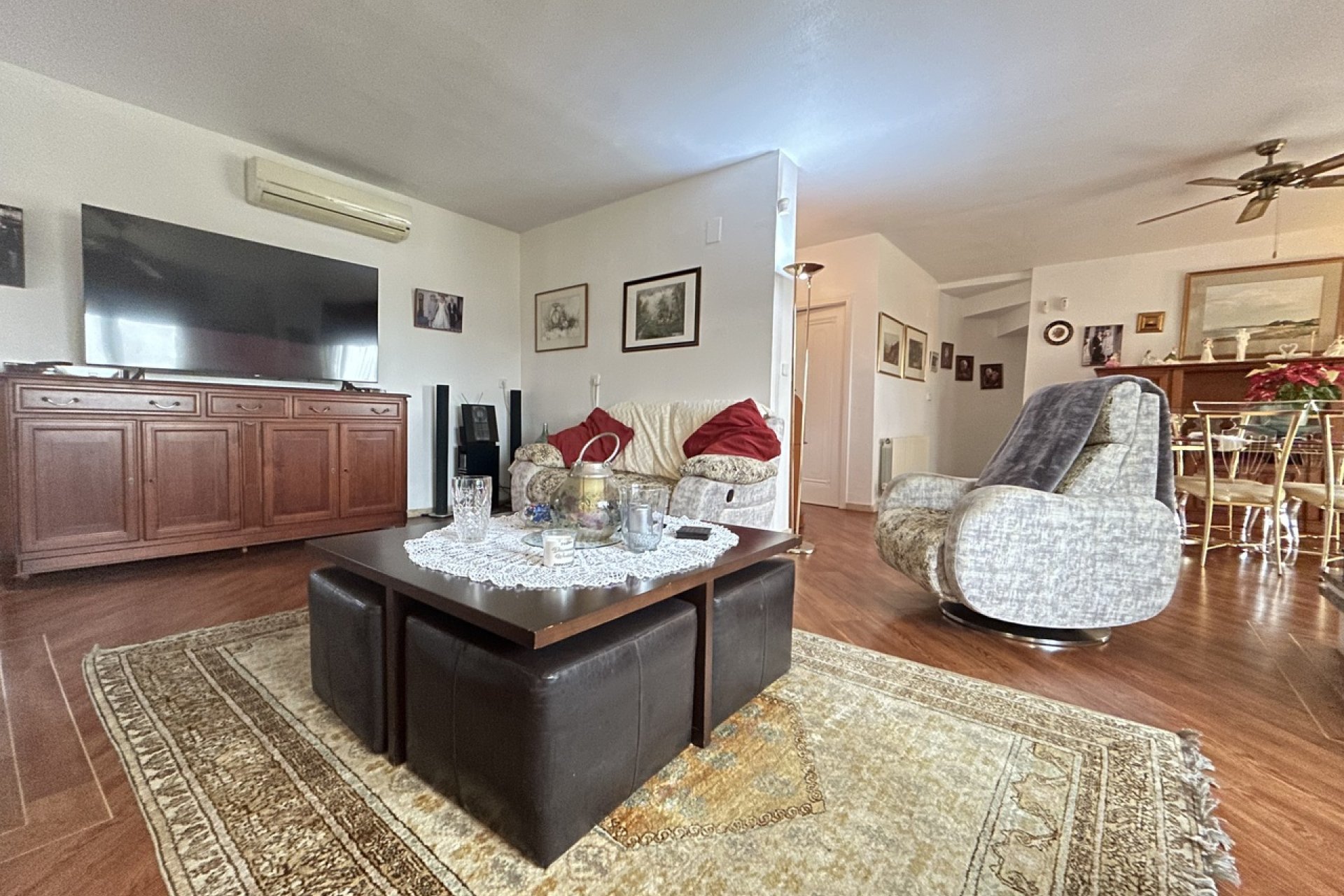 Használt Ingatlanok - Villa -
Las Ramblas Golf - Inland