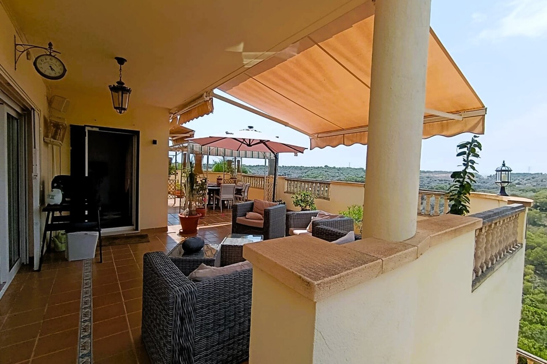 Használt Ingatlanok - Villa -
Las Ramblas Golf - Inland