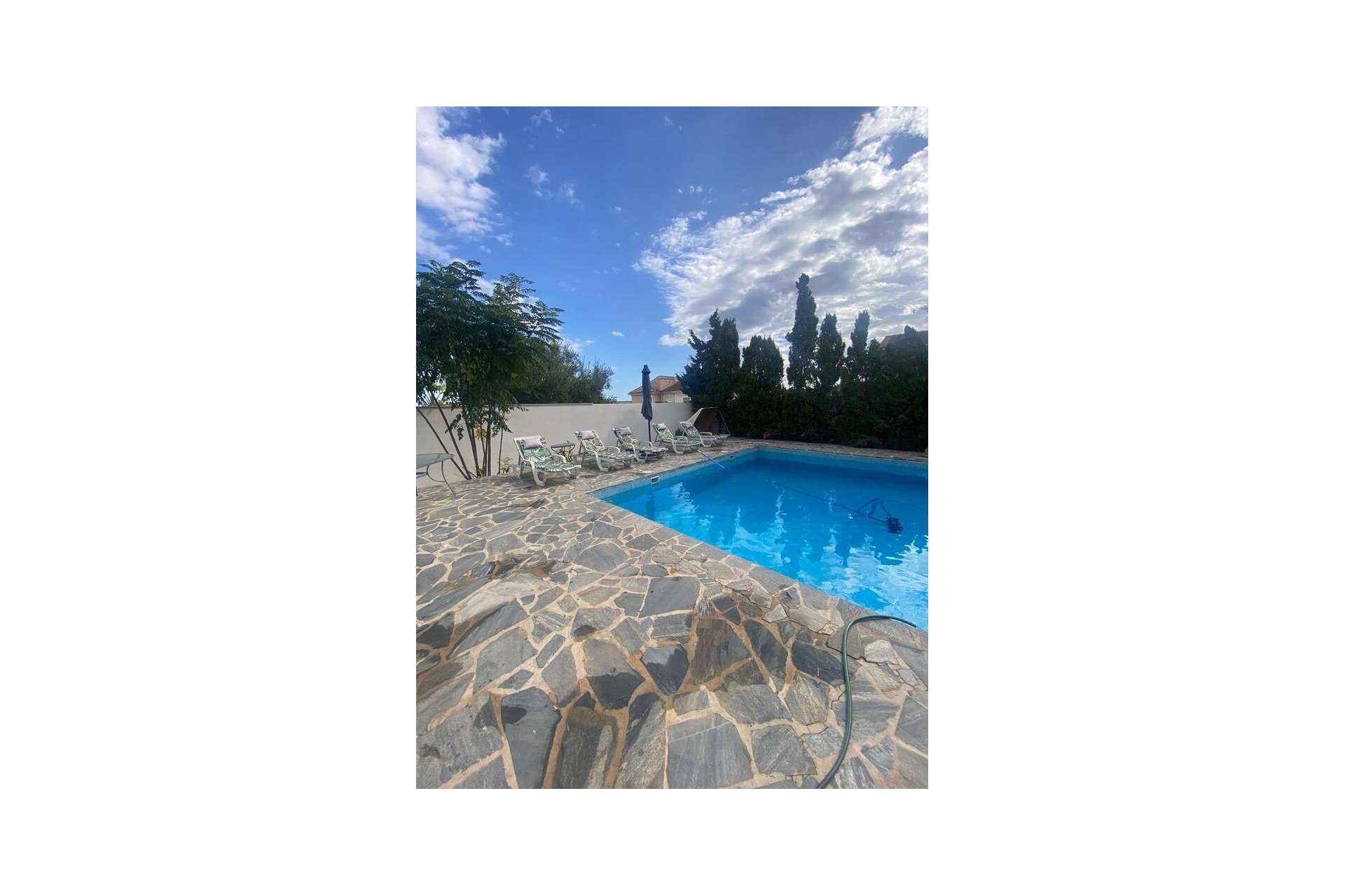 Használt Ingatlanok - Villa -
Los Balcones - Costa Blanca