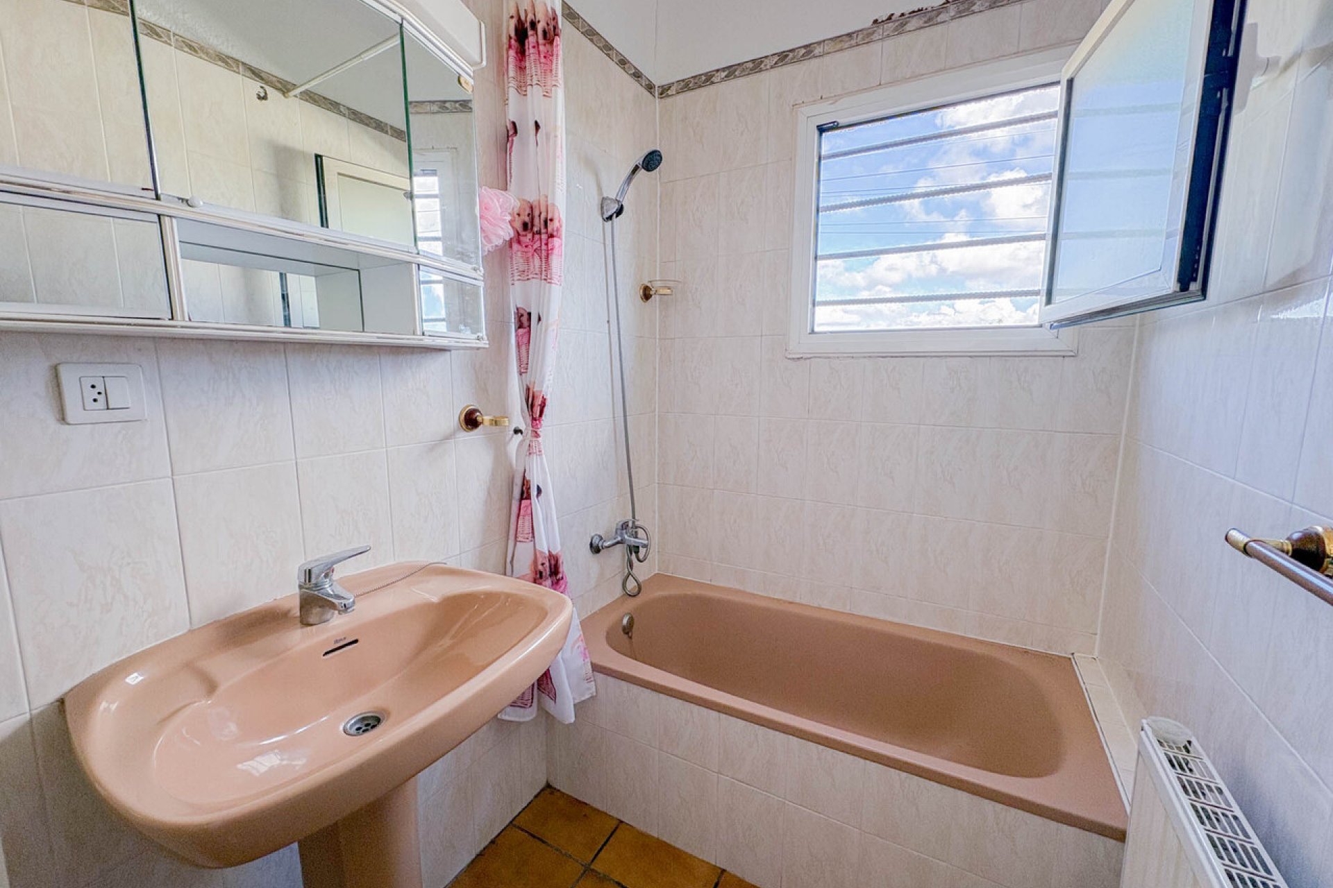 Használt Ingatlanok - Villa -
Los Balcones - Costa Blanca