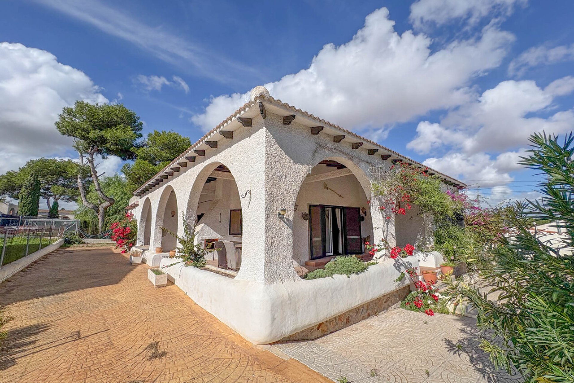 Használt Ingatlanok - Villa -
Los Balcones - Costa Blanca
