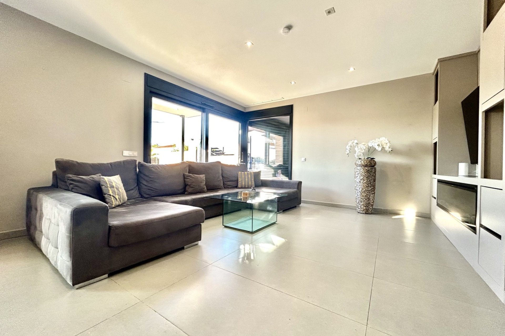 Használt Ingatlanok - Villa -
Los Balcones - Costa Blanca